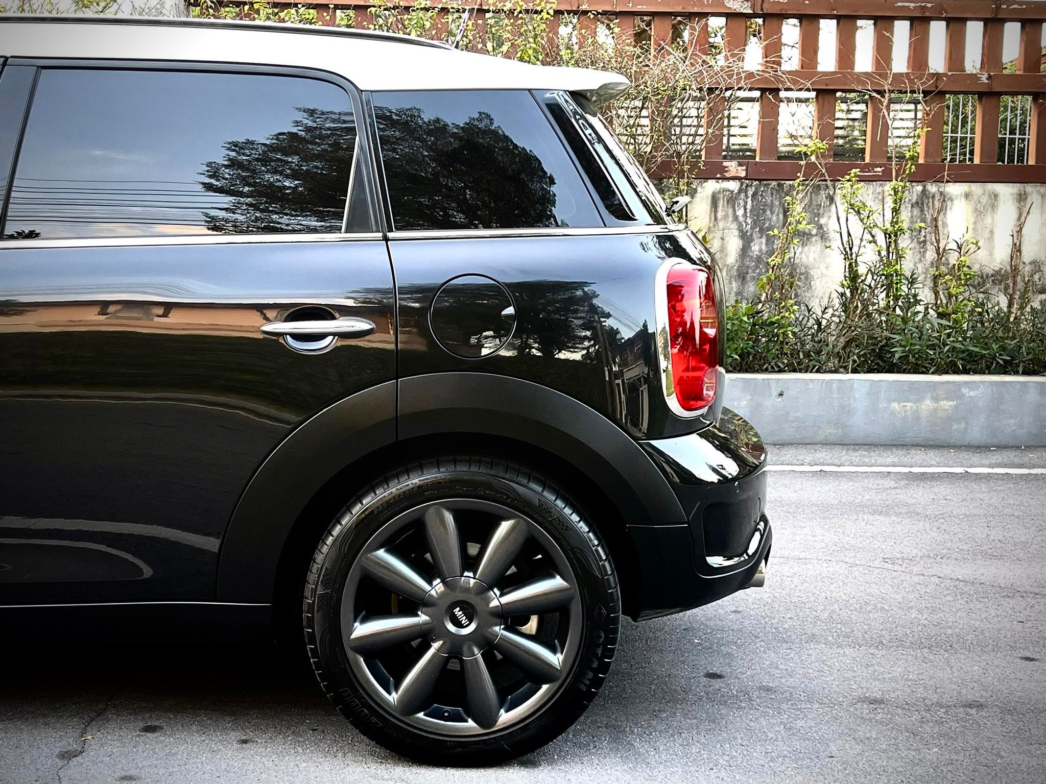 Mini Countryman All4 รุ่นพิเศษ สวยสุด จริงๆๆ (รูปที่ 9)