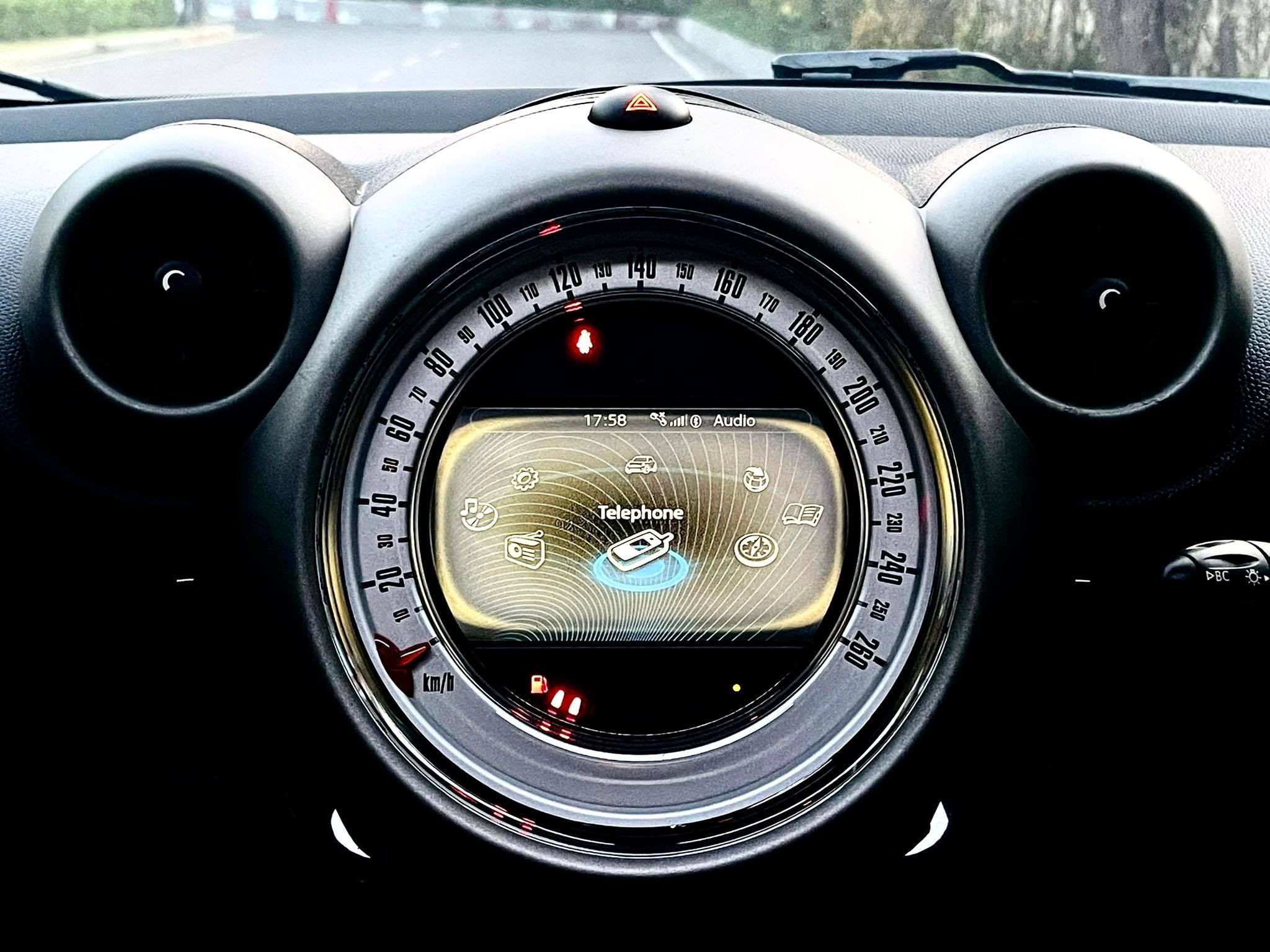 Mini Countryman All4 รุ่นพิเศษ สวยสุด จริงๆๆ (รูปที่ 26)