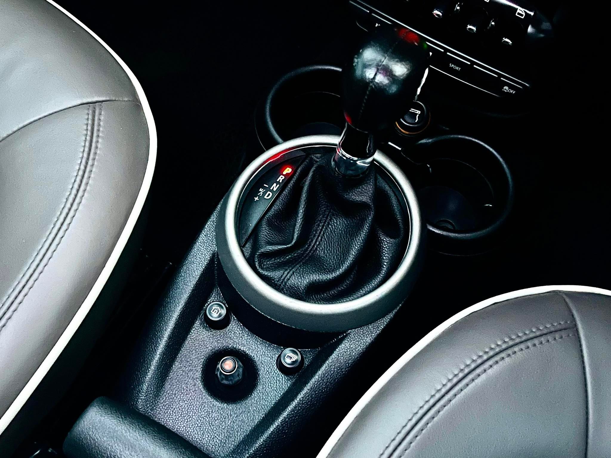 Mini Countryman All4 รุ่นพิเศษ สวยสุด จริงๆๆ (รูปที่ 27)