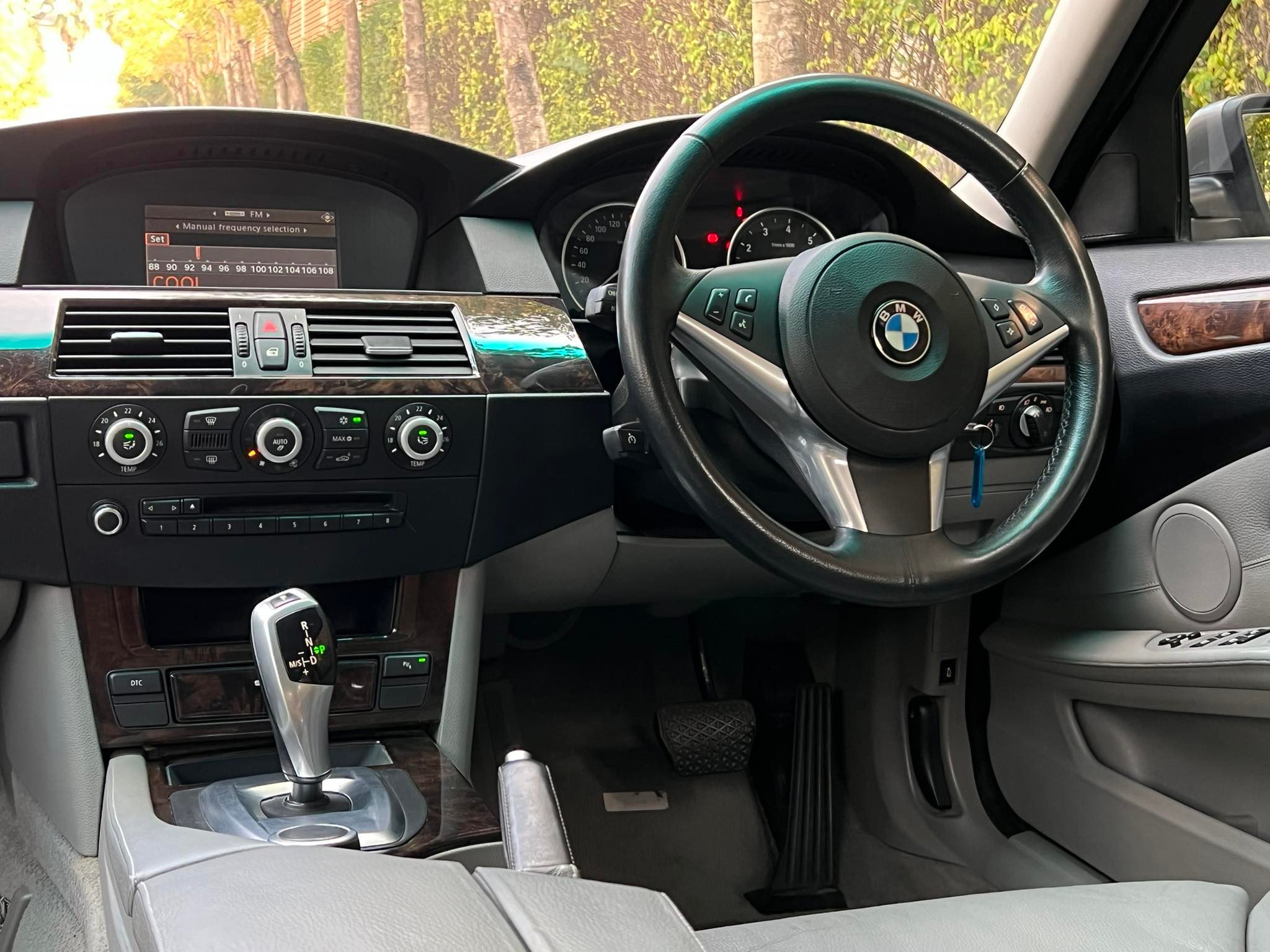 BMW 525i Minorchang สภาพไม่ต้องพูดถึงความใหม่เลยคะ พร้อมมาก เกินบรรยาย (รูปที่ 21)