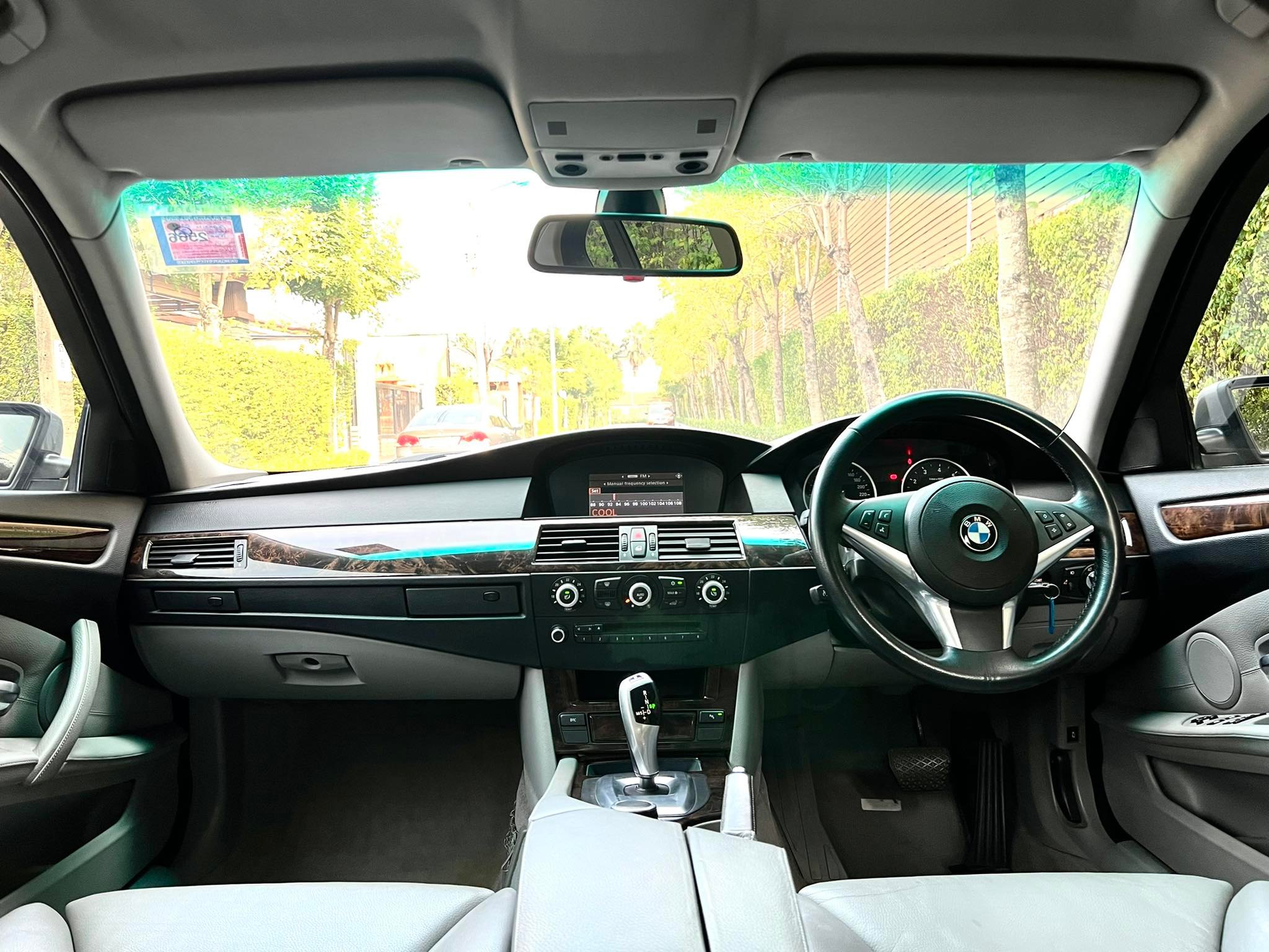 BMW 525i Minorchang สภาพไม่ต้องพูดถึงความใหม่เลยคะ พร้อมมาก เกินบรรยาย (รูปที่ 14)