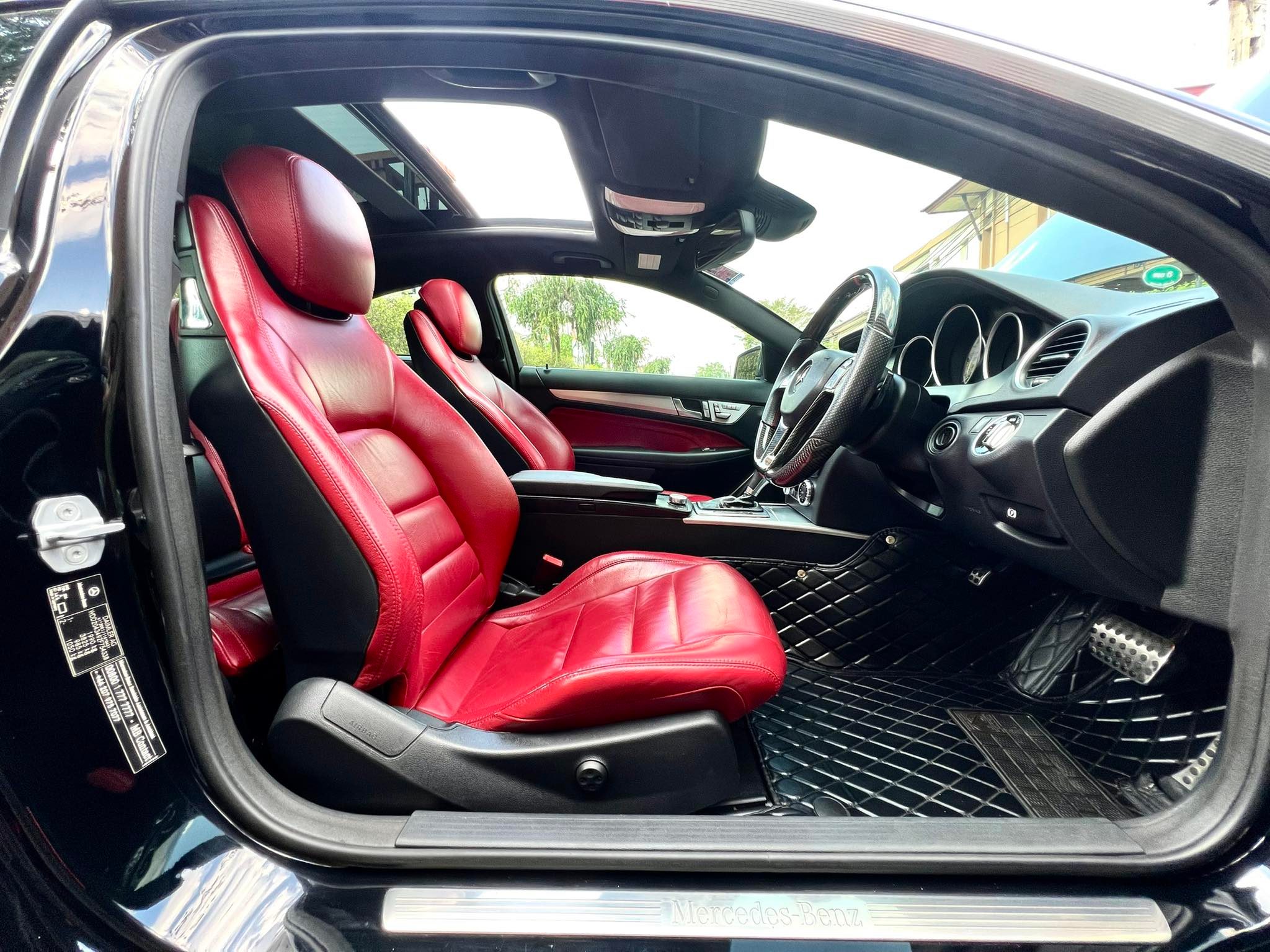 Mercedes Benz C180 Coupe AMG อย่ารอช้า (รูปที่ 29)