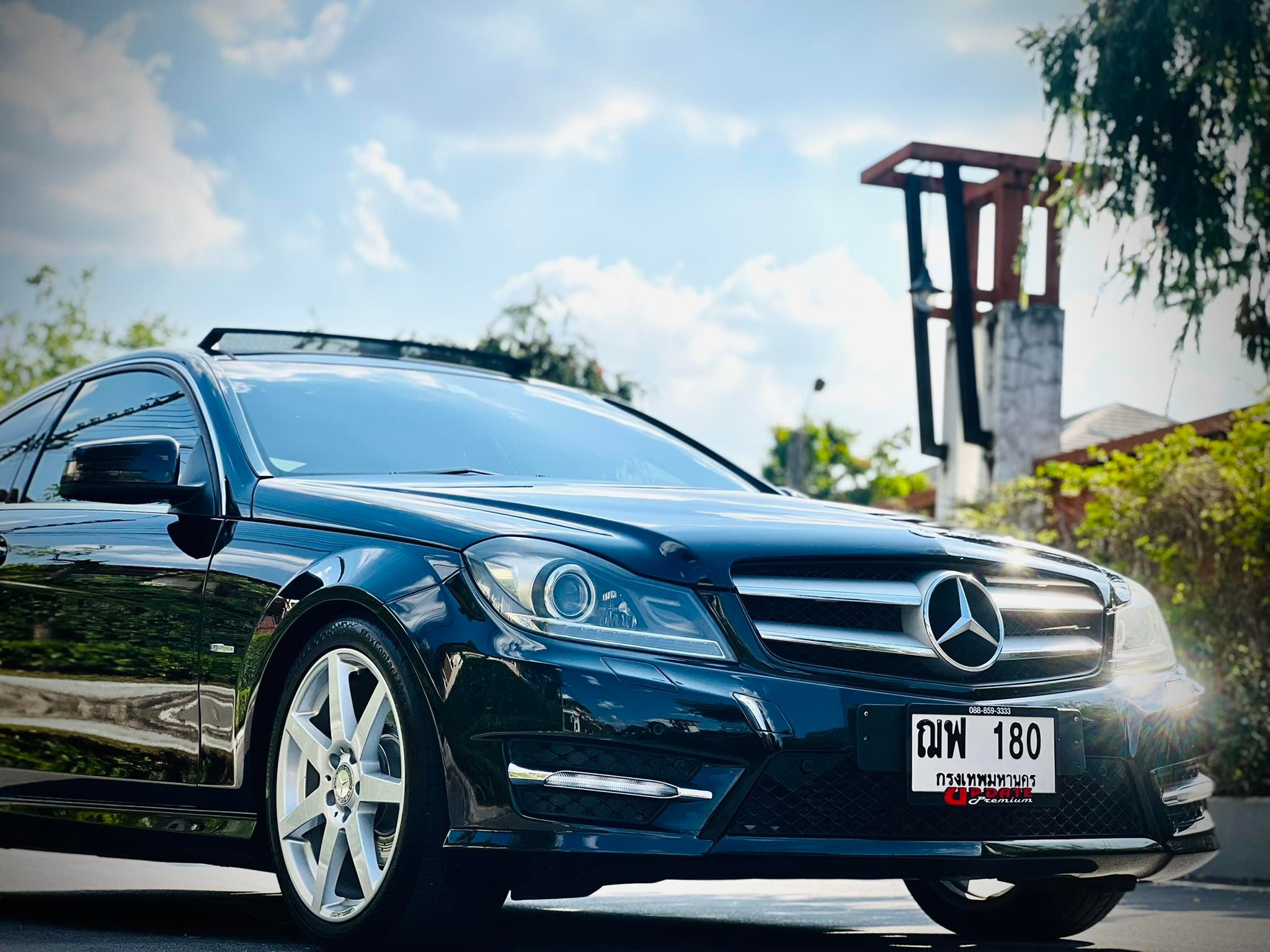 Mercedes Benz C180 Coupe AMG อย่ารอช้า