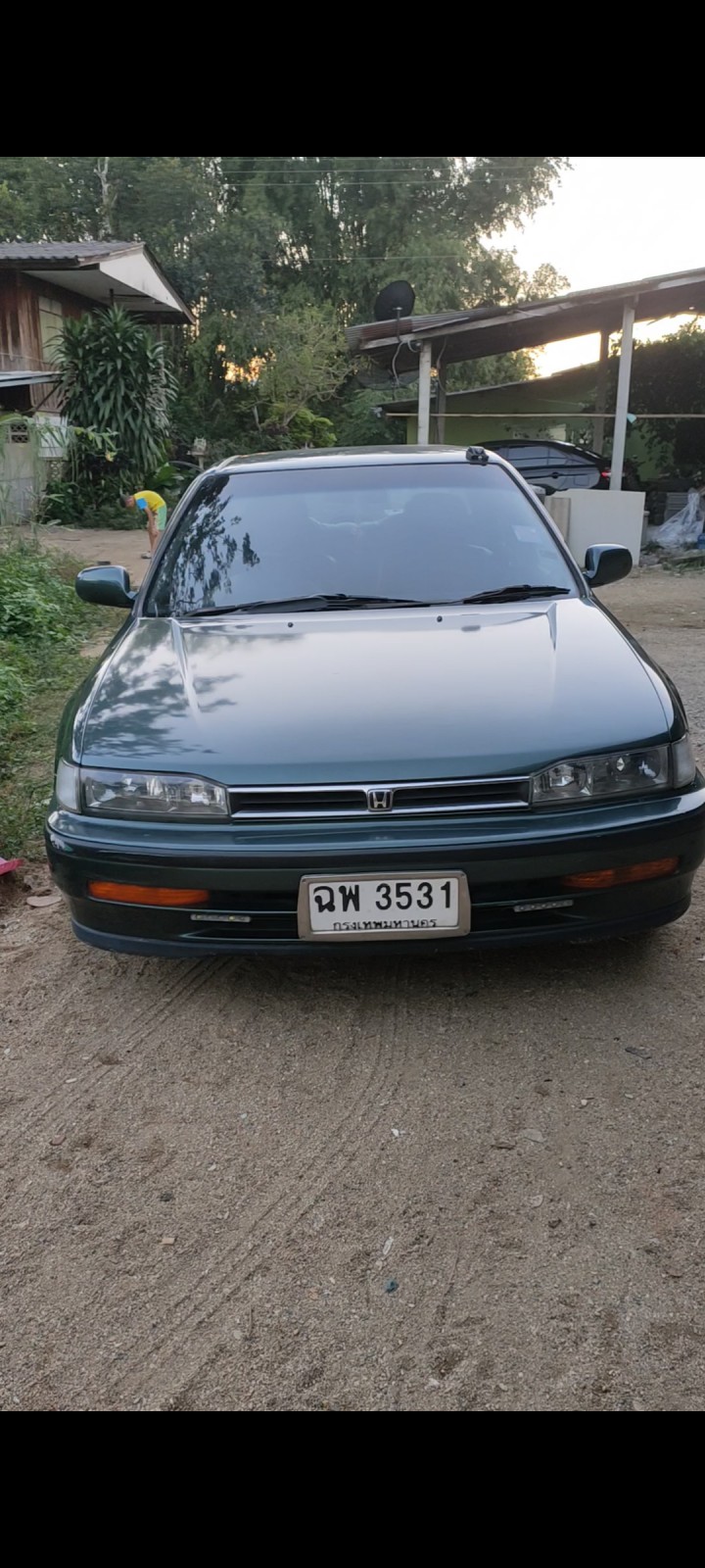 1992 Honda Accord สีเขียว (รูปที่ 4)