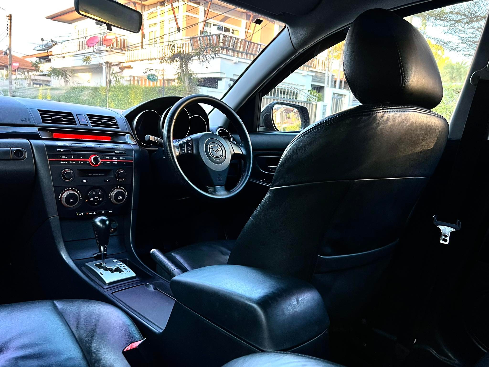 Mazda 3 2.0 Sport สวยน้ำตาไหลเลยจ้า (รูปที่ 22)