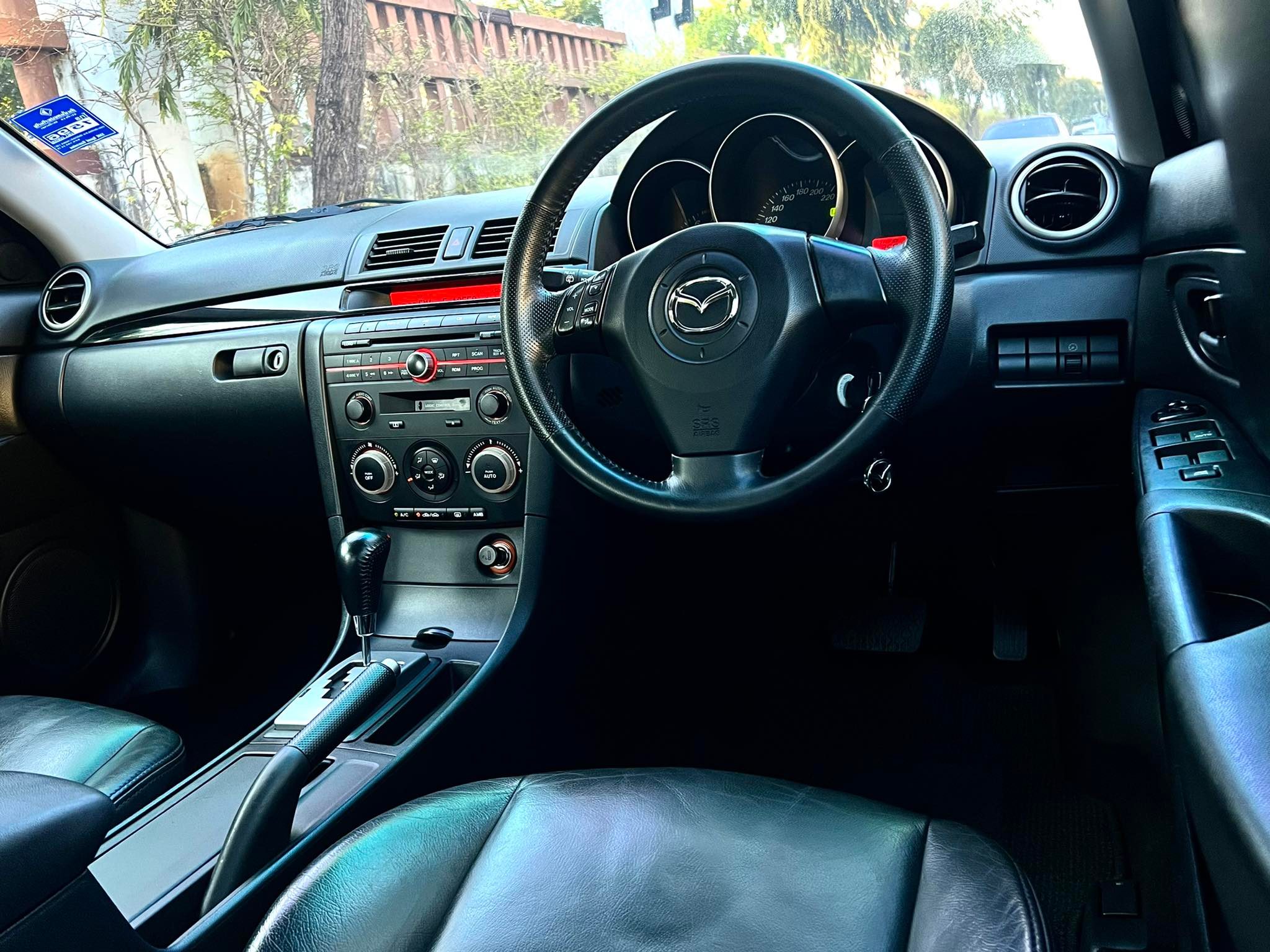Mazda 3 2.0 Sport สวยน้ำตาไหลเลยจ้า (รูปที่ 18)