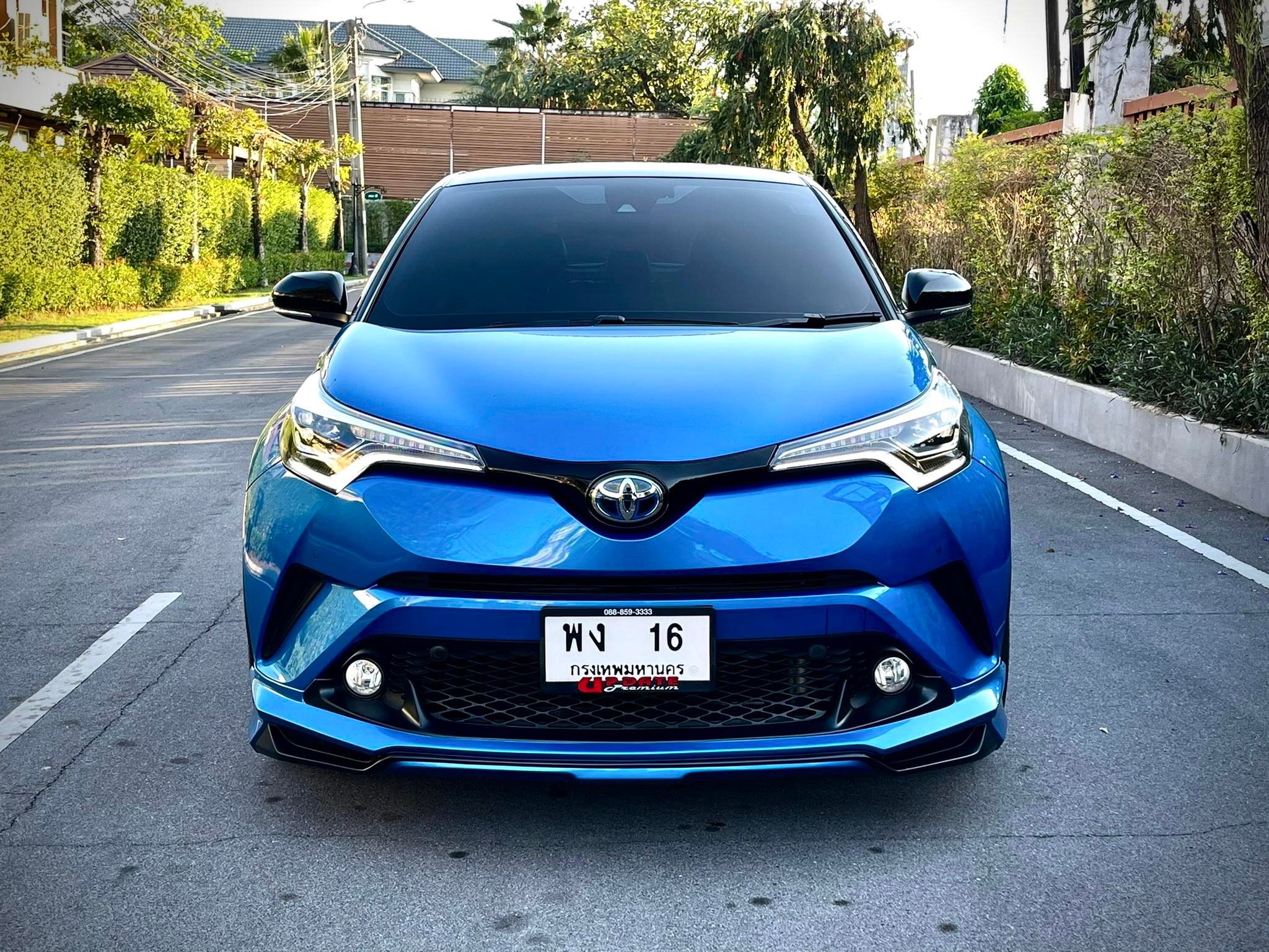 Toyota CHR HV สวยสะท้านวงการรถยนต์ (รูปที่ 19)