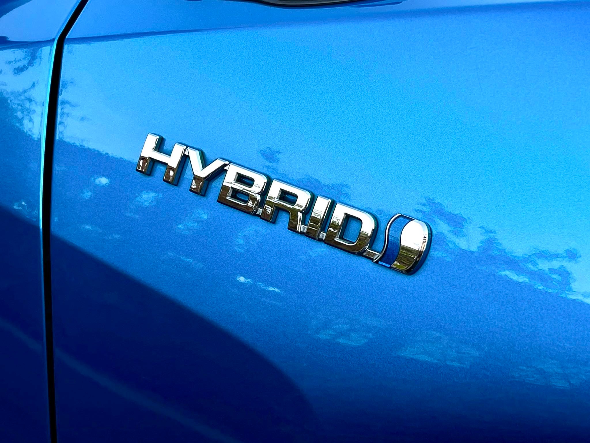 Toyota CHR HV สวยสะท้านวงการรถยนต์ (รูปที่ 9)