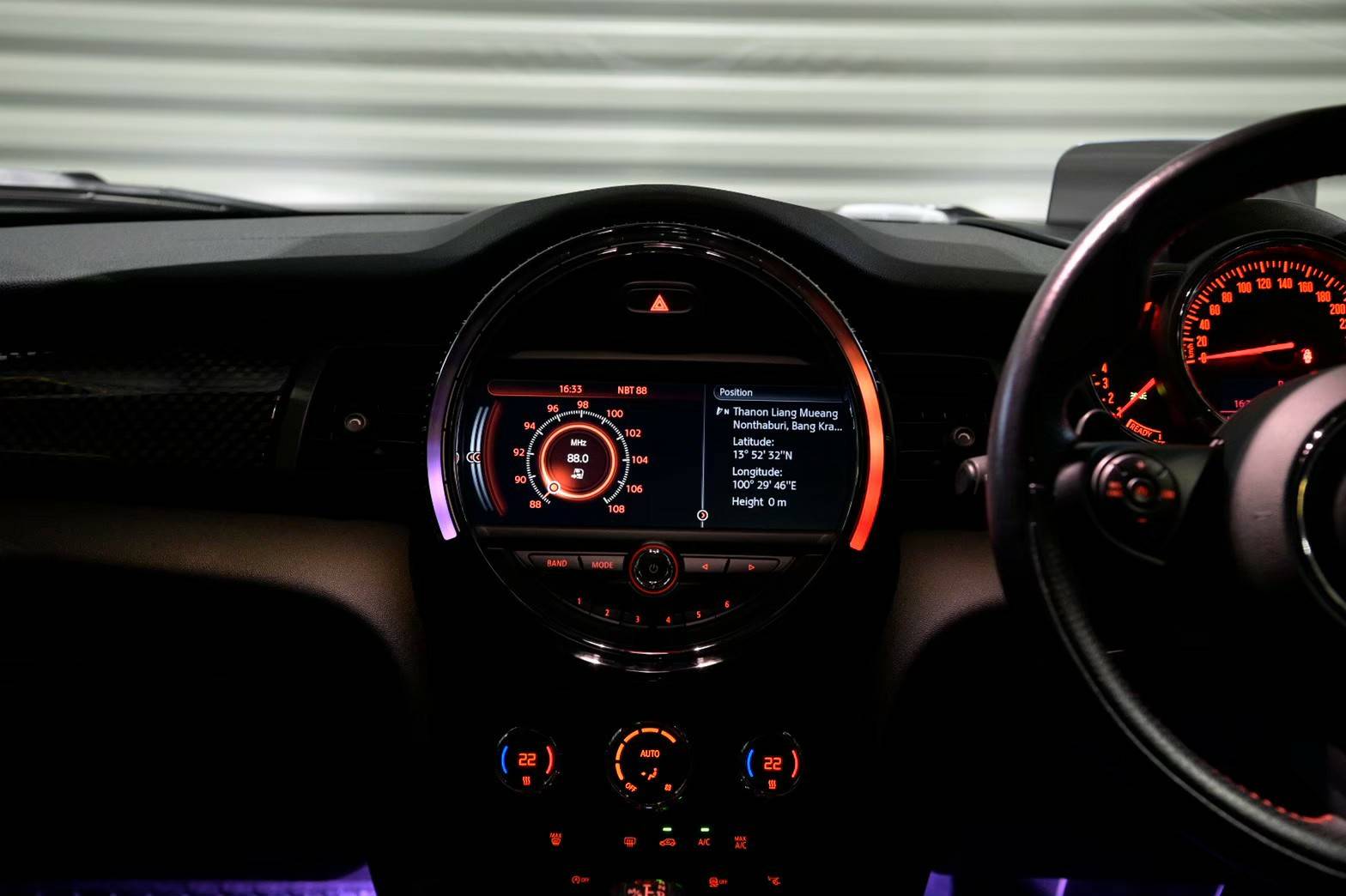 MINI COOPER John Cooper Works 2017 (รูปที่ 10)