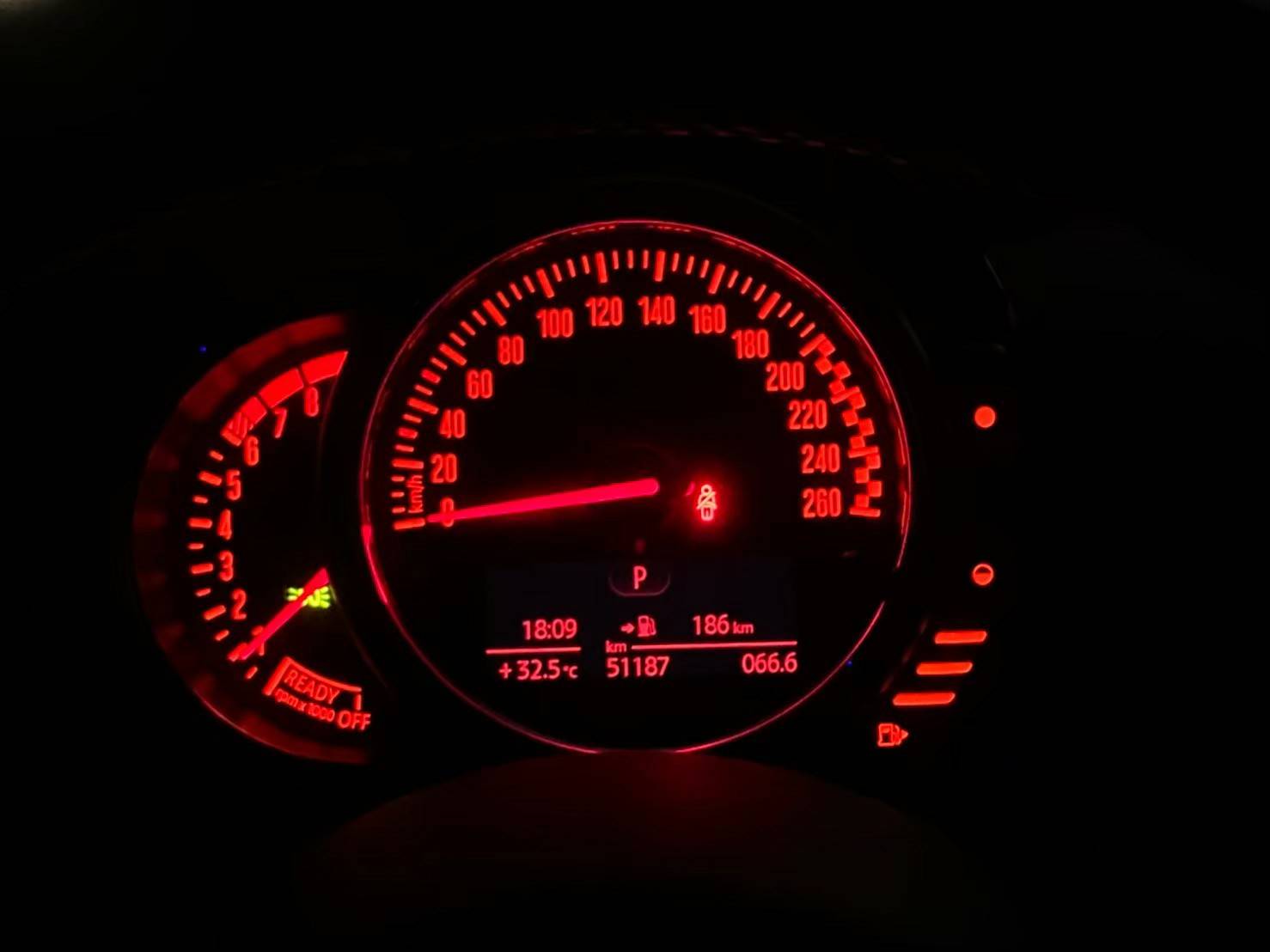 MINI COOPER John Cooper Works 2017 (รูปที่ 11)