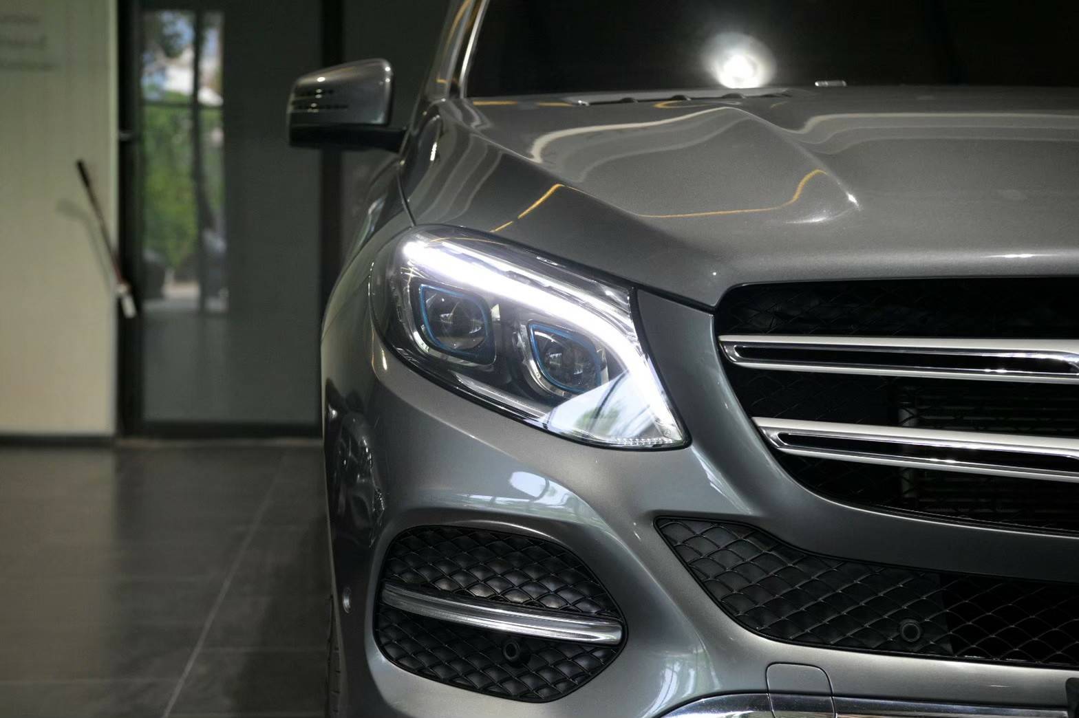 Mercedes-Benz GLE500e Exclusive 2017 (รูปที่ 9)