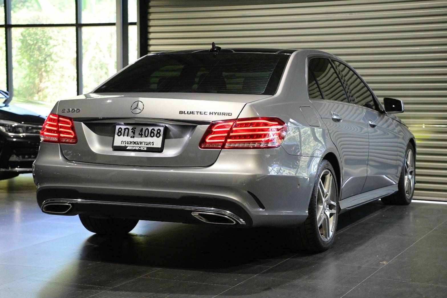 Mercedes-Benz E300 Bluetec Hybrid AMG 2014