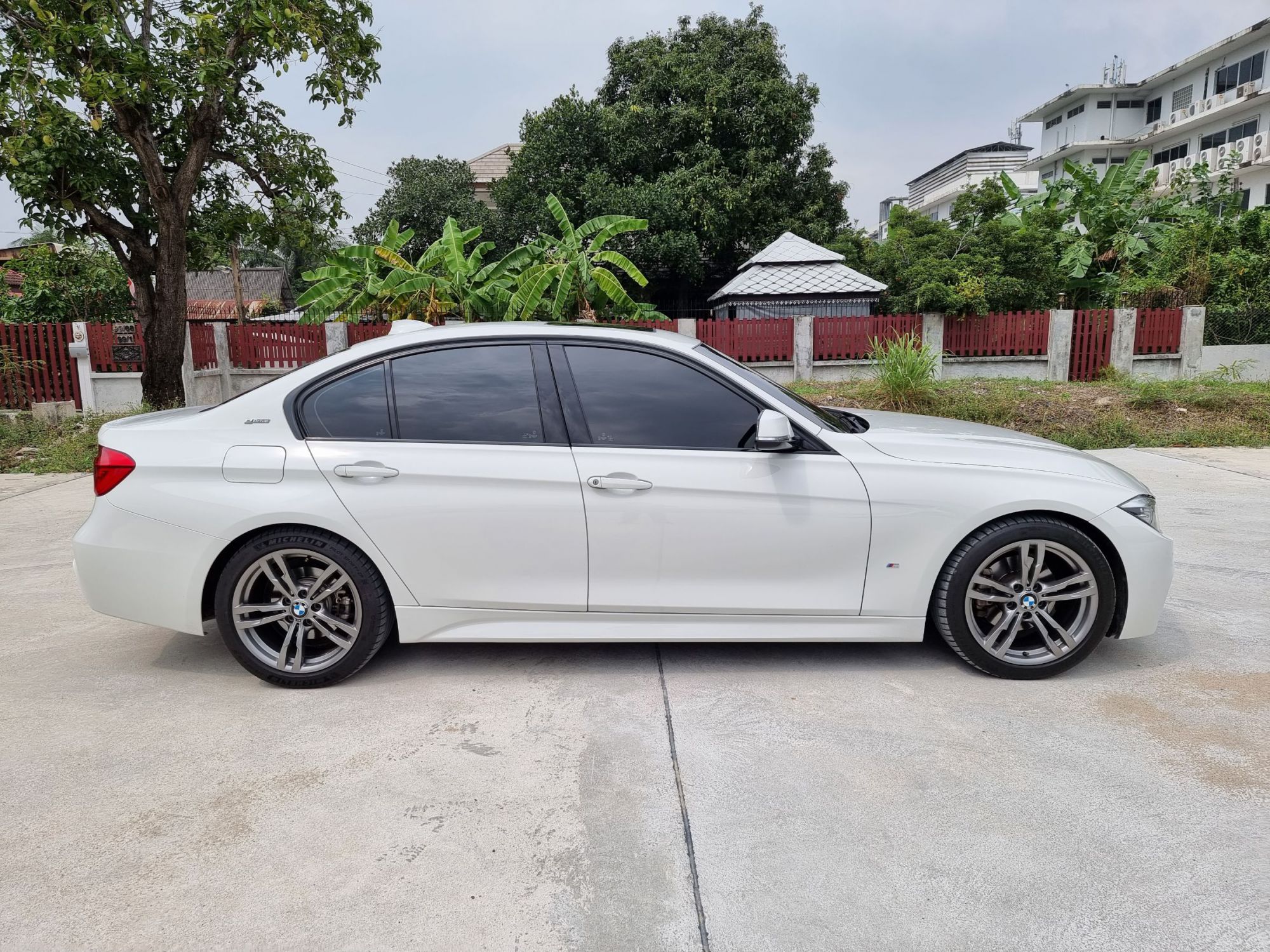 Bmw 330e Msport ปี 17