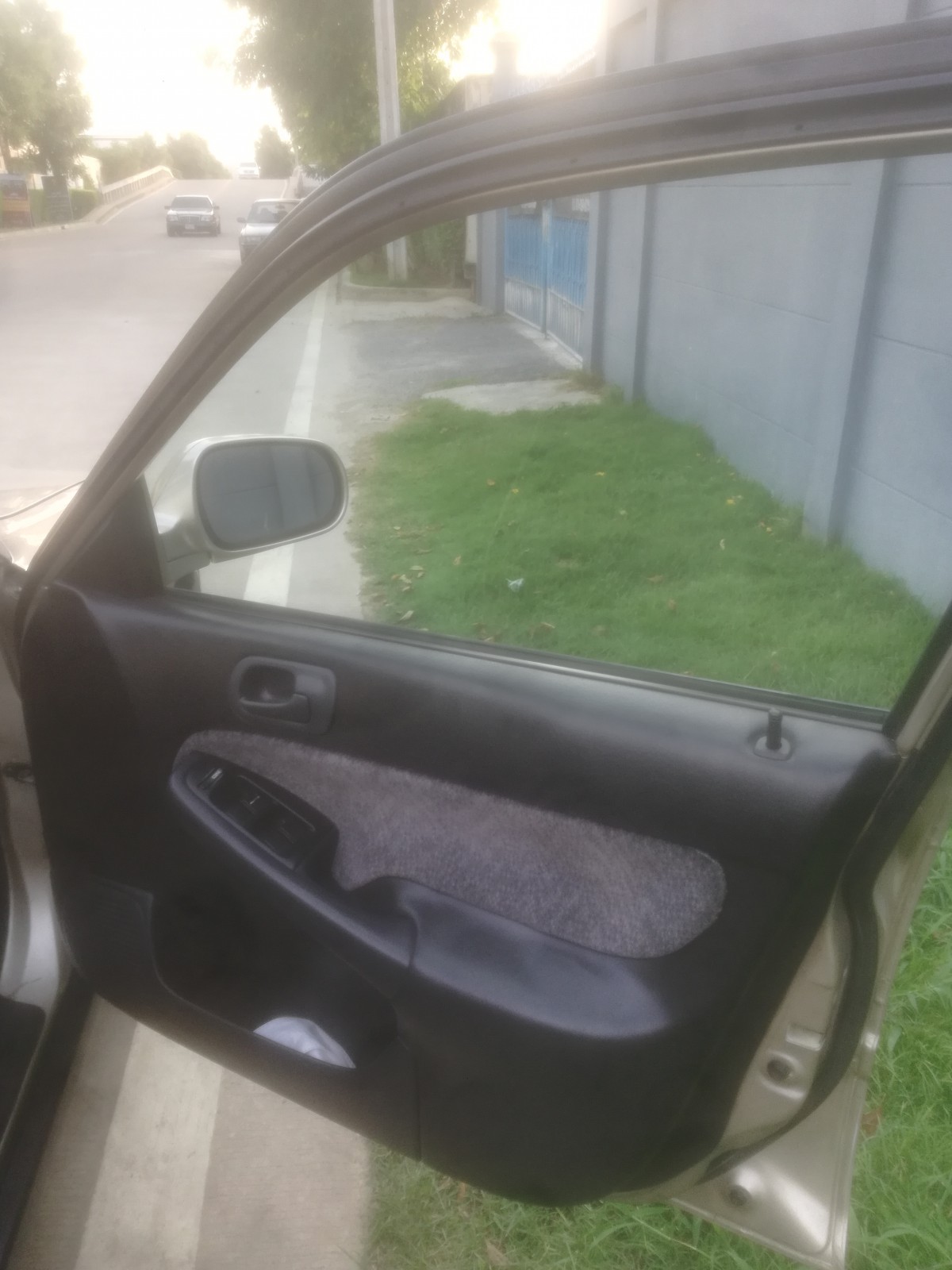 ขาย​Honda​ CIVIC​ ตาโต​ Ek ปี1997.เจ้าของขายเองเล่มทะเบียนลำดับที่1รถบ้าน​75,000บาท (รูปที่ 9)
