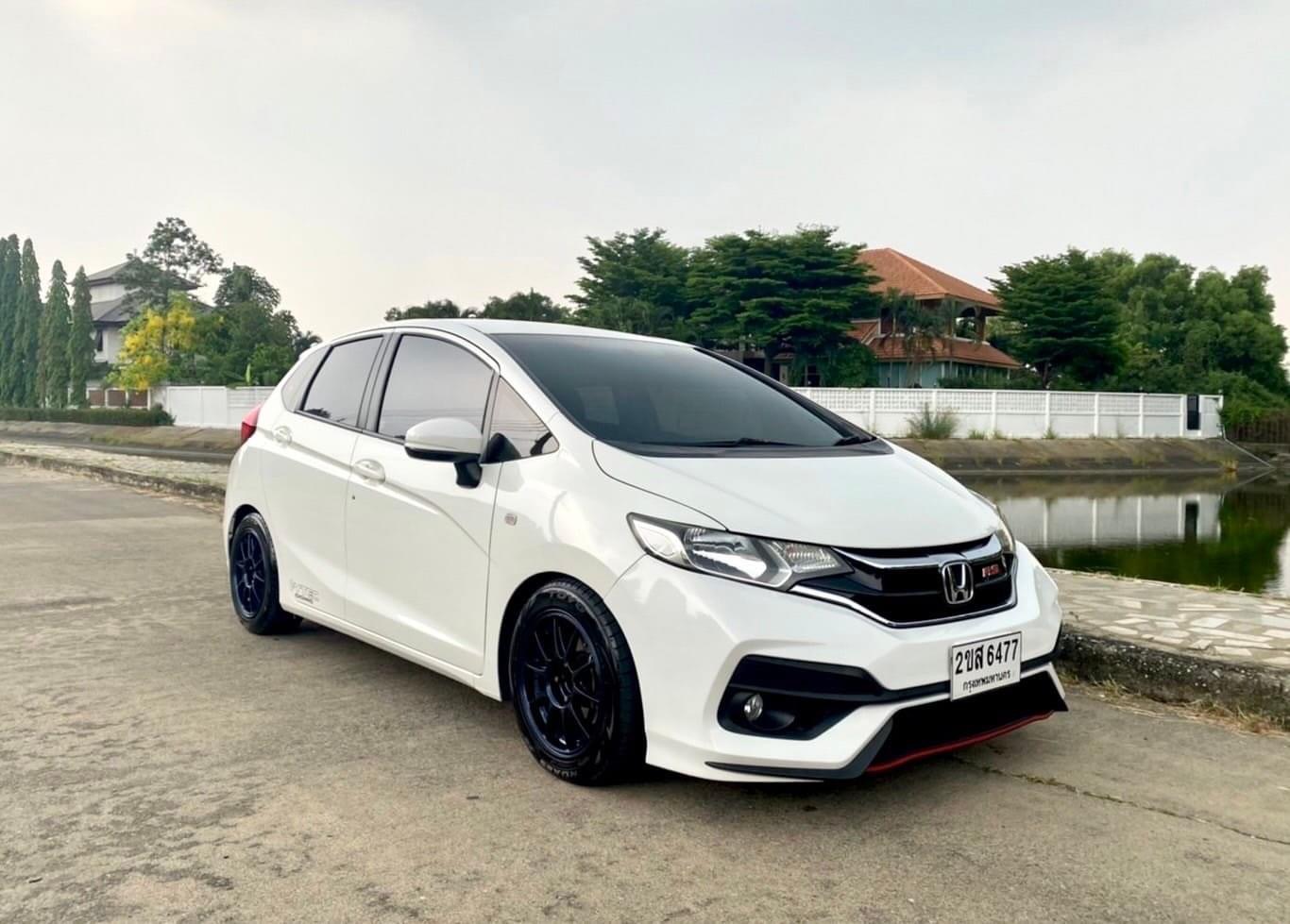 JAZZ GK 1.5 S AT แต่ง RS ปี 2015/16