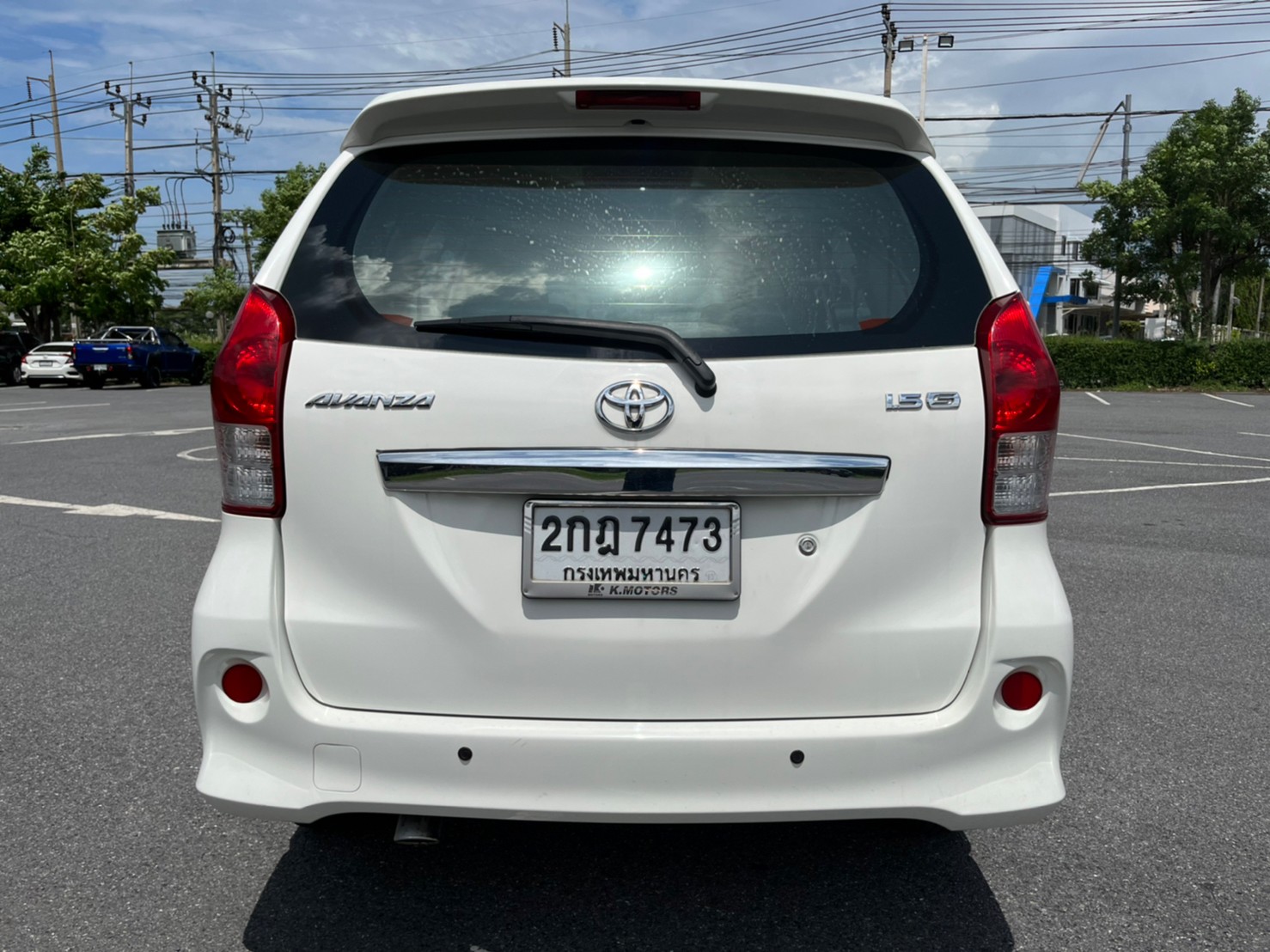 2012 Toyota Avanza สีขาว (รูปที่ 9)