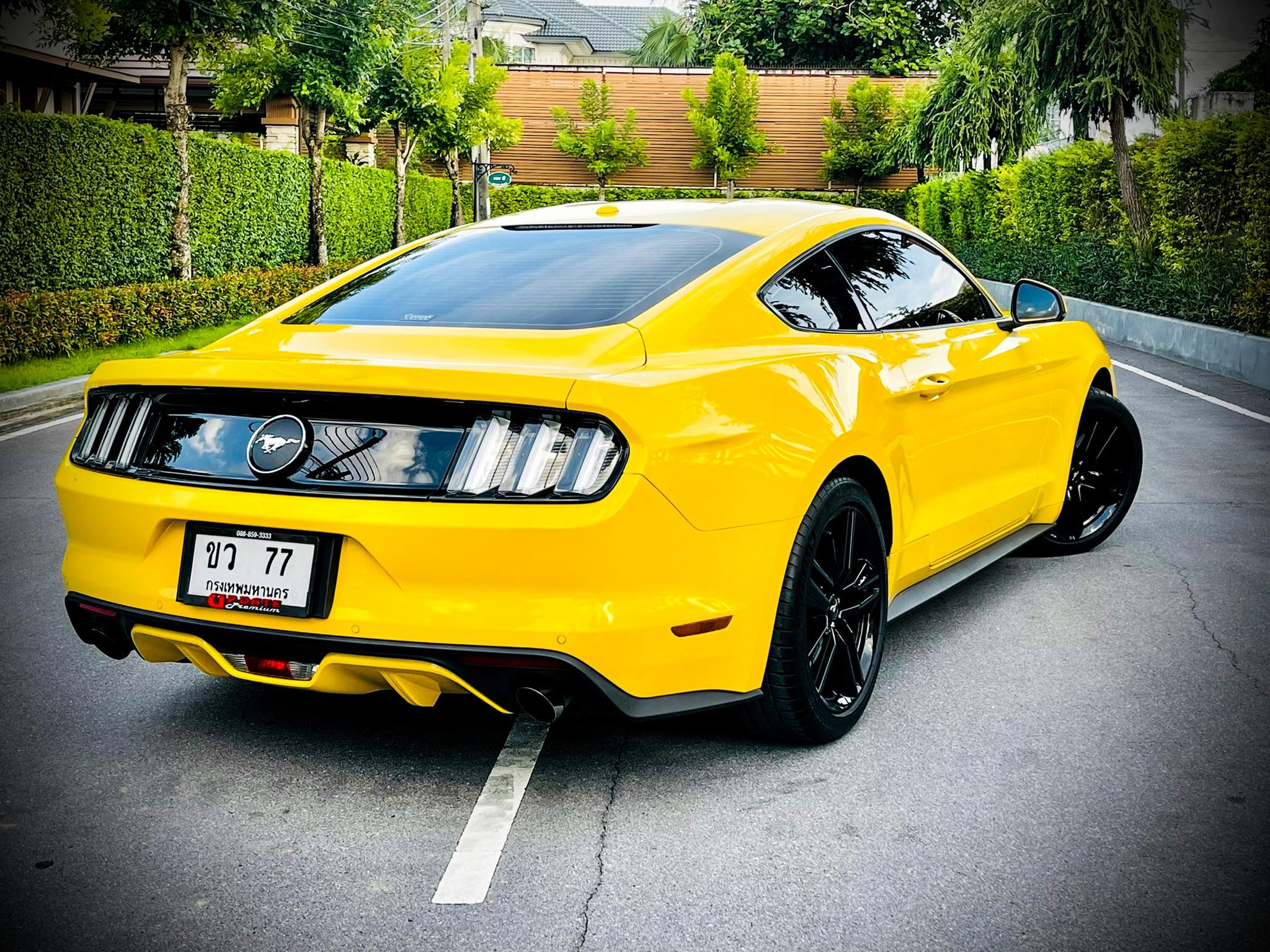 Ford Mustang 2.3 Ecoboost หมื่นโล ใหม่จัด (รูปที่ 11)