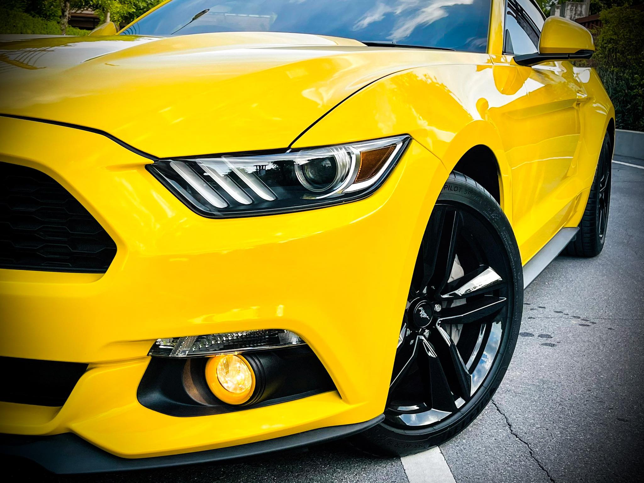 Ford Mustang 2.3 Ecoboost หมื่นโล ใหม่จัด (รูปที่ 4)