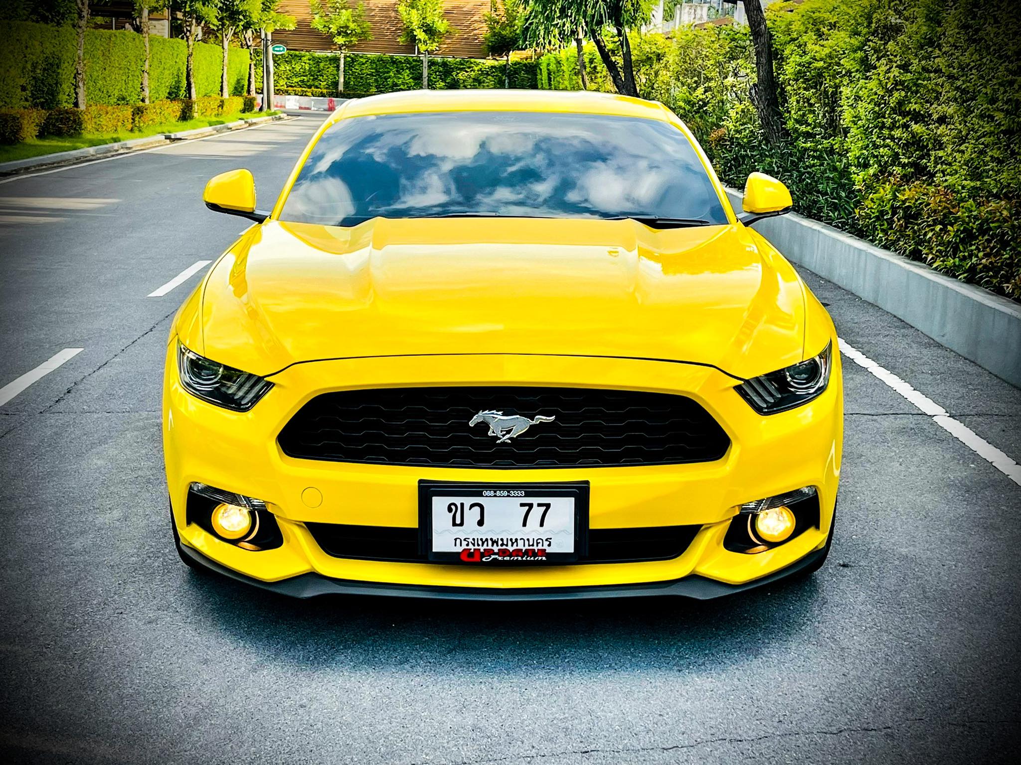 Ford Mustang 2.3 Ecoboost หมื่นโล ใหม่จัด (รูปที่ 2)