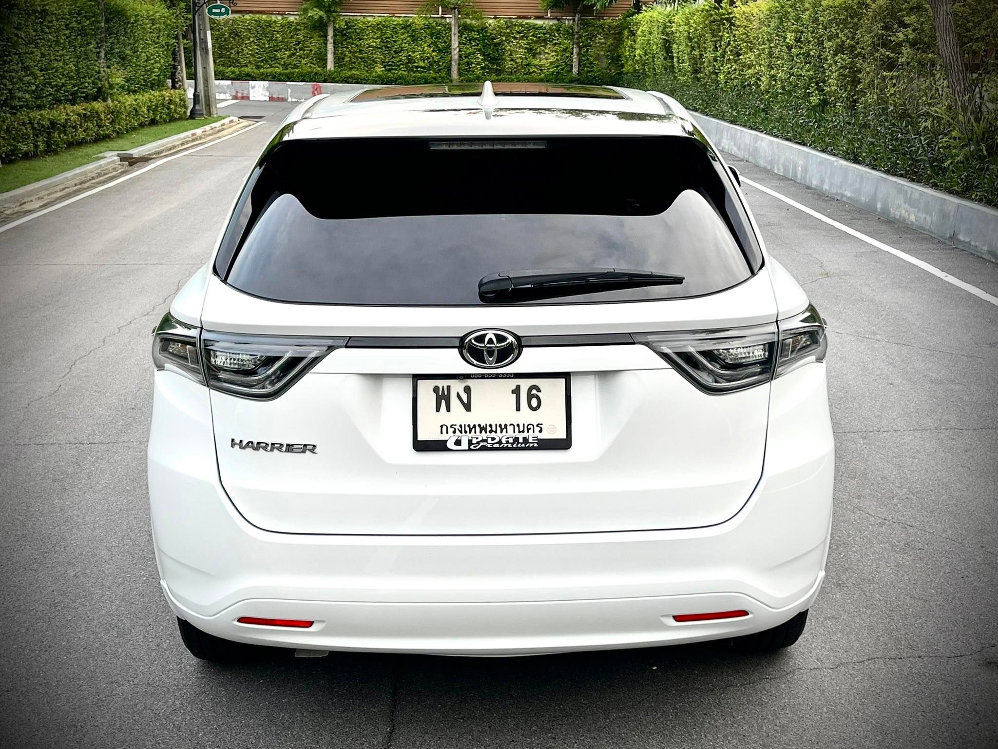 Toyota Harrier ใครได้ไป ไปคุยได้เลย กล้าพูด