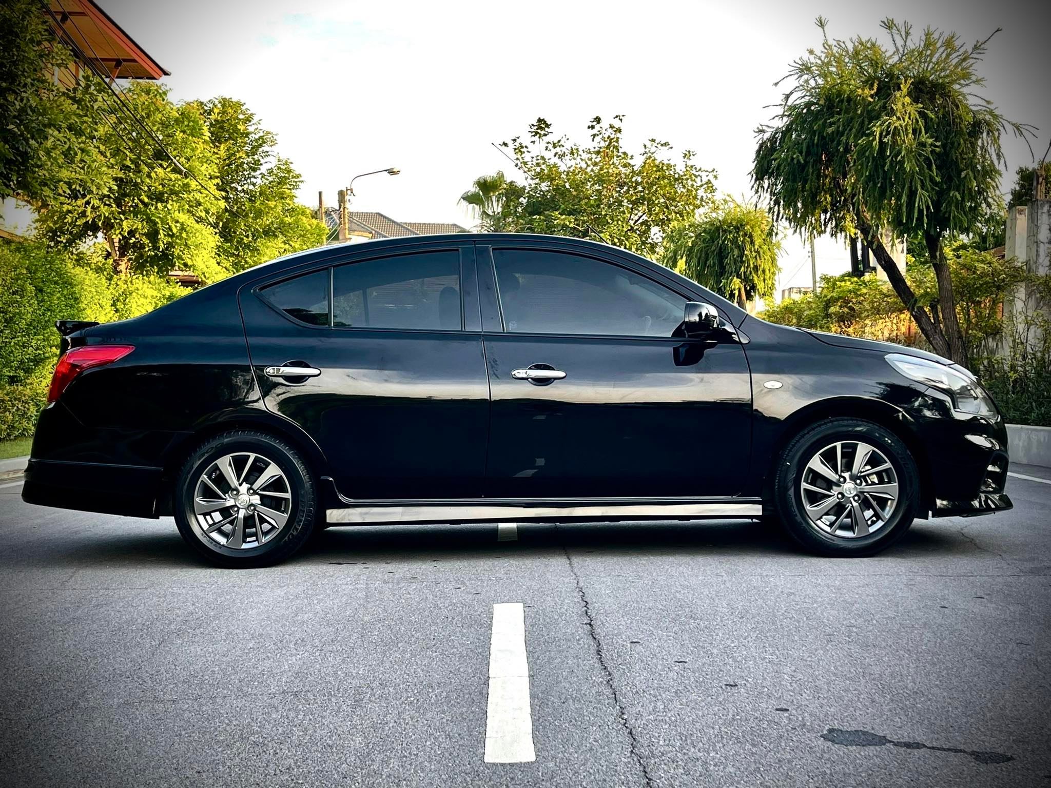 Nissan Almera Sportech สวยทุกการสะกด จริงๆ (รูปที่ 12)