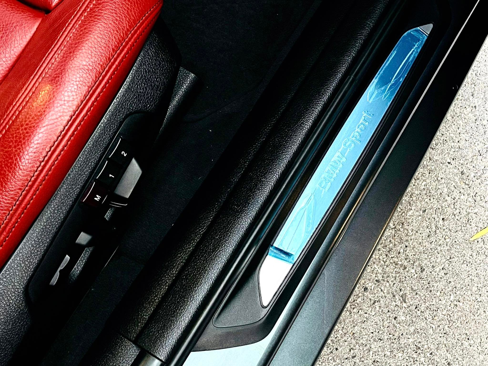 BMW Series 320i Sport สภาพคันนี้ โคตรใหม่เลยคะ ใหม่จริงๆ เอาคอเป็นประกันเลยนะ (รูปที่ 32)