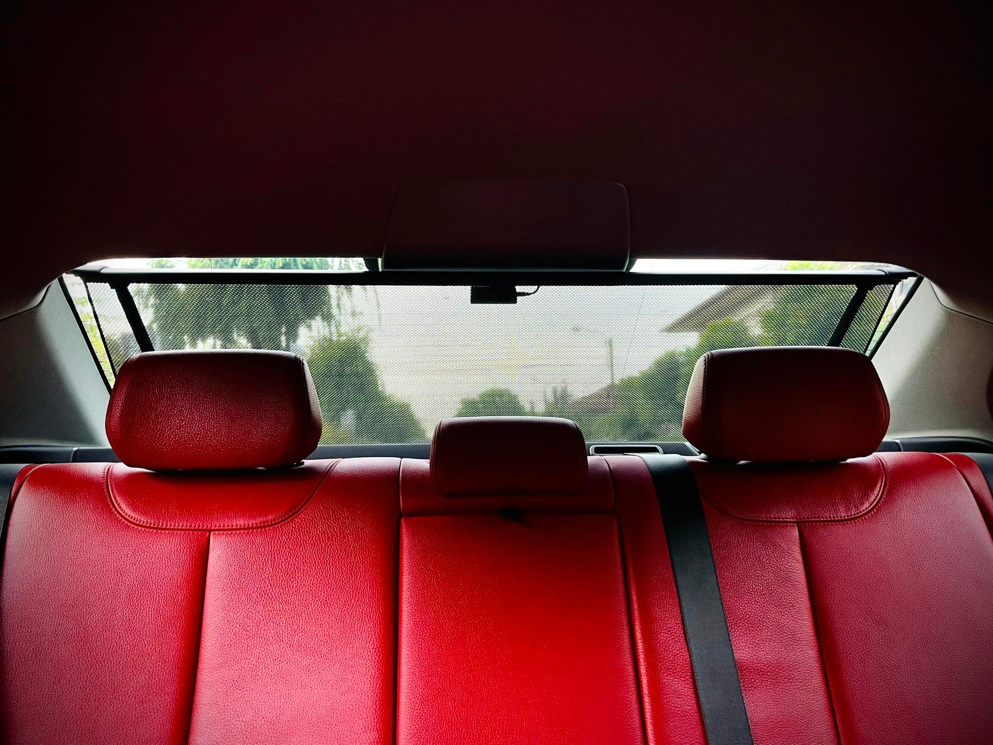 BMW Series 320i Sport สภาพคันนี้ โคตรใหม่เลยคะ ใหม่จริงๆ เอาคอเป็นประกันเลยนะ (รูปที่ 36)