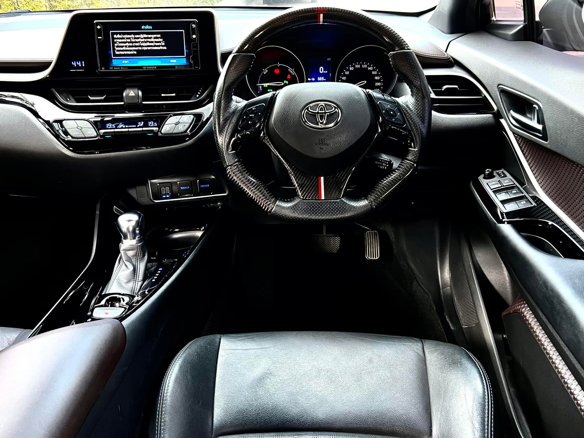 Toyota CHR TOP สุด มือเดียว ใหม่จี๊ดเลยจ้า (รูปที่ 15)