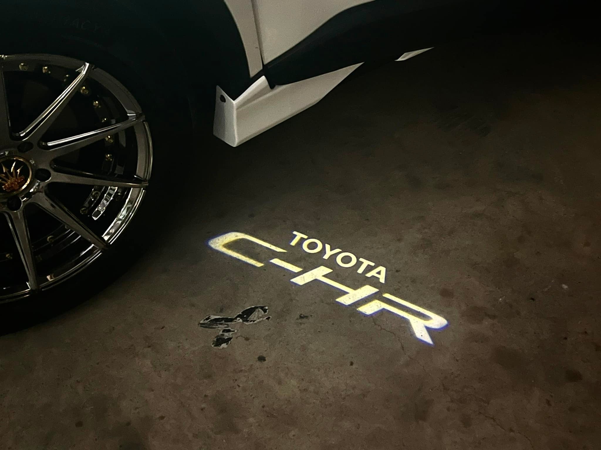 Toyota CHR TOP สุด 6หมื่นโล โคตรใหม่คะ