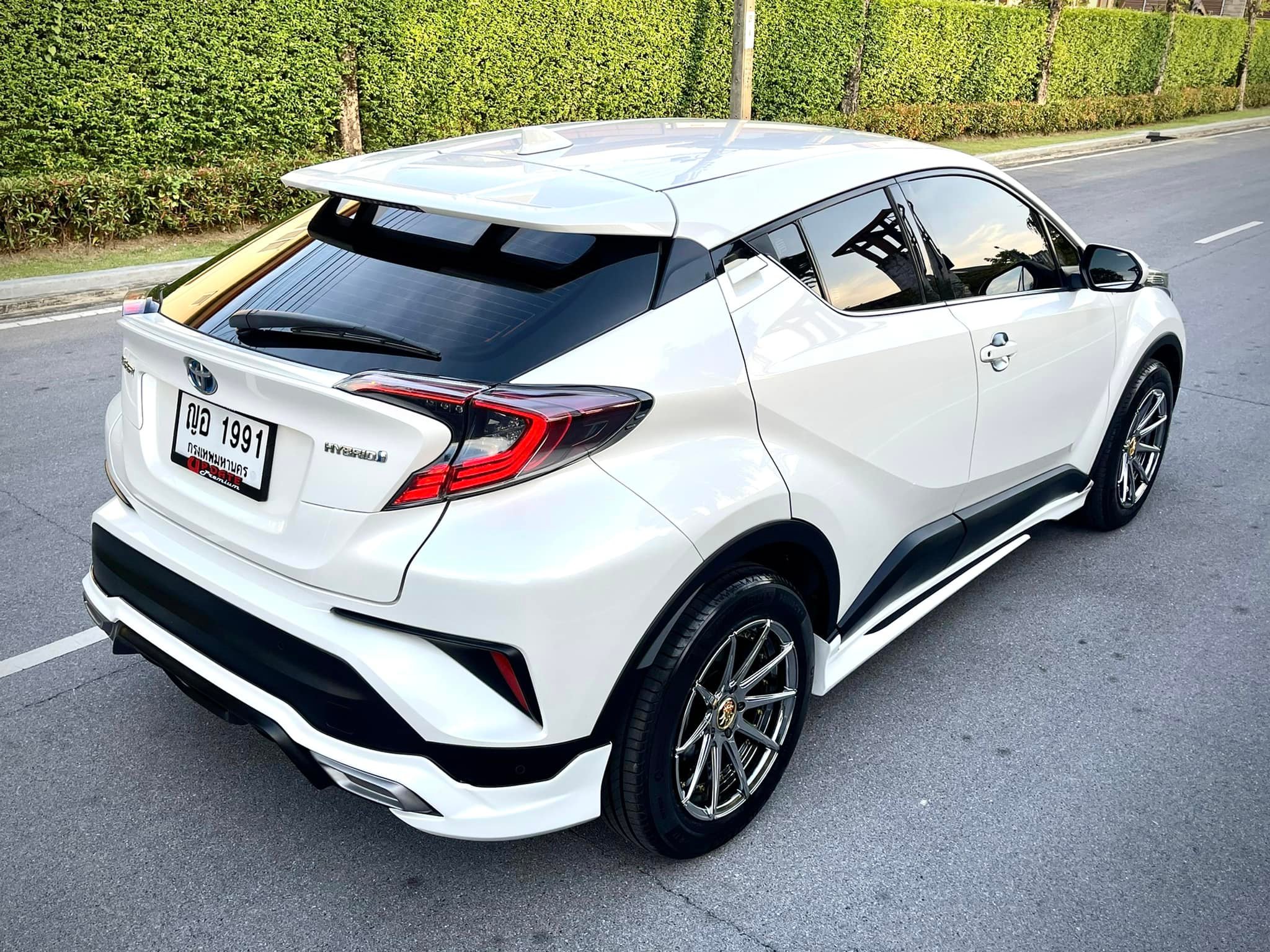 Toyota CHR TOP สุด 6หมื่นโล โคตรใหม่คะ