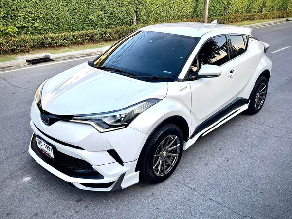 Toyota CHR TOP สุด 6หมื่นโล โคตรใหม่คะ