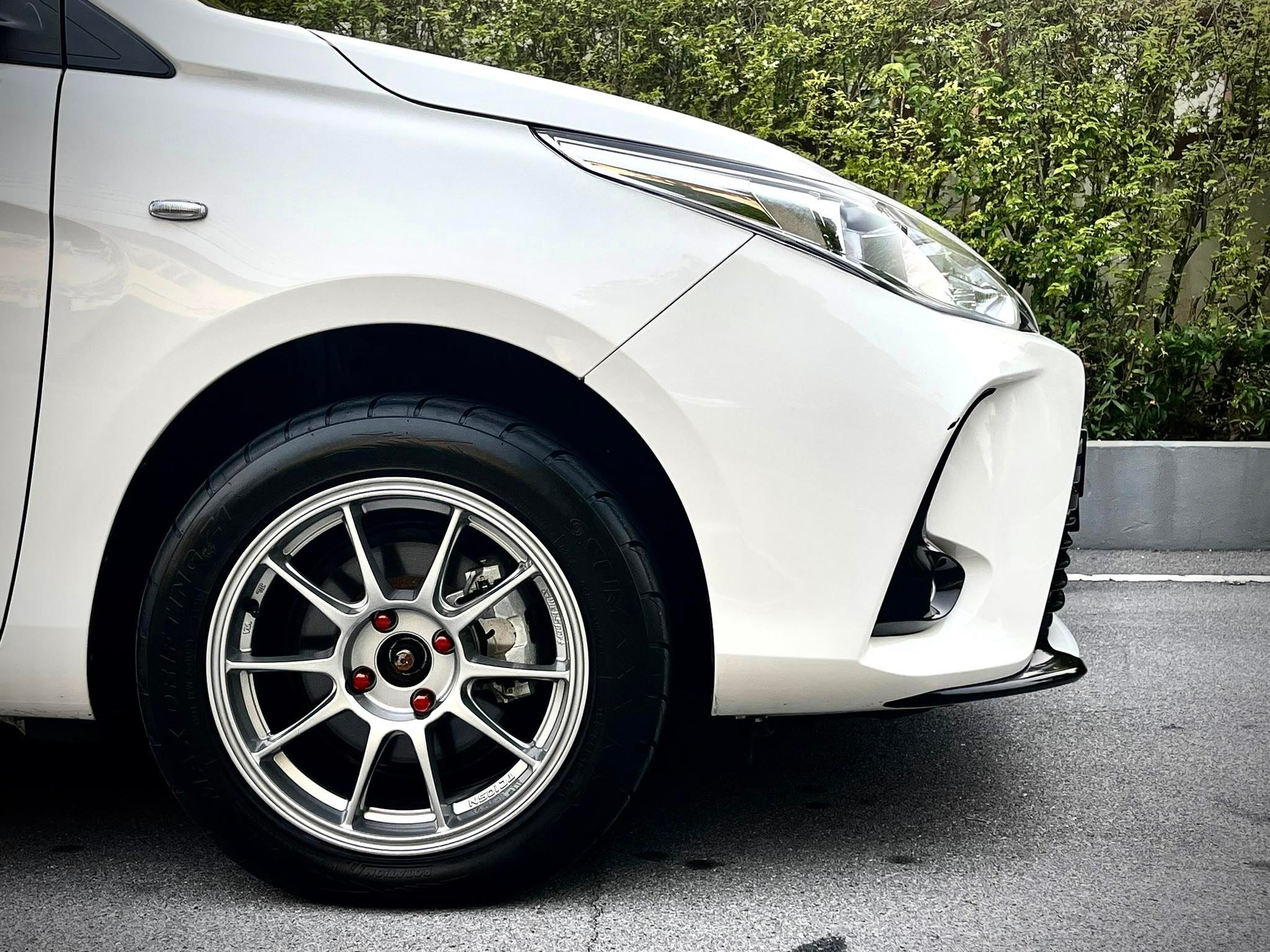 Toyota Yaris ATIV 8พันโล นิยามความใหม่เลยจ้า (รูปที่ 5)