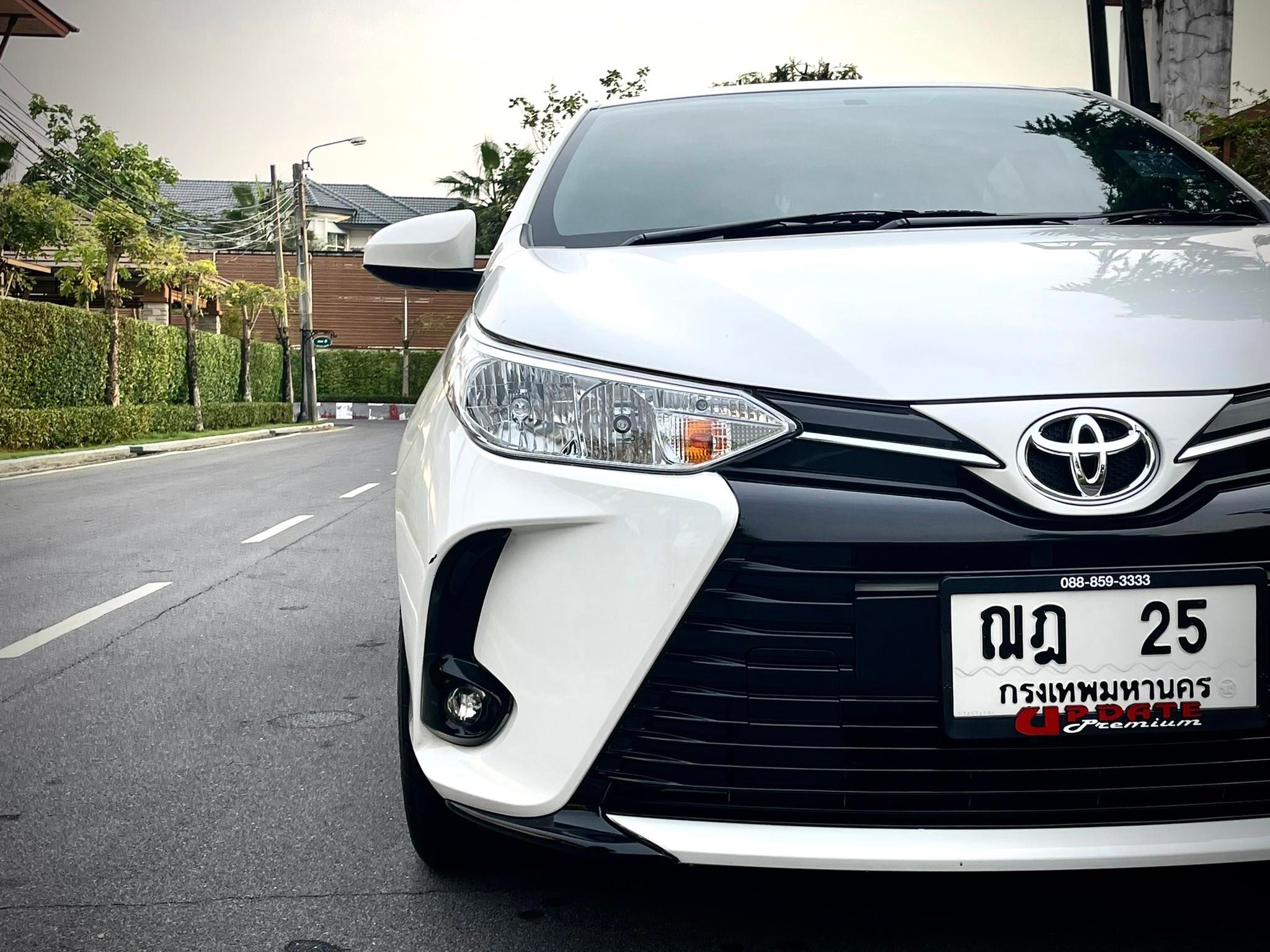 Toyota Yaris ATIV 8พันโล นิยามความใหม่เลยจ้า (รูปที่ 4)