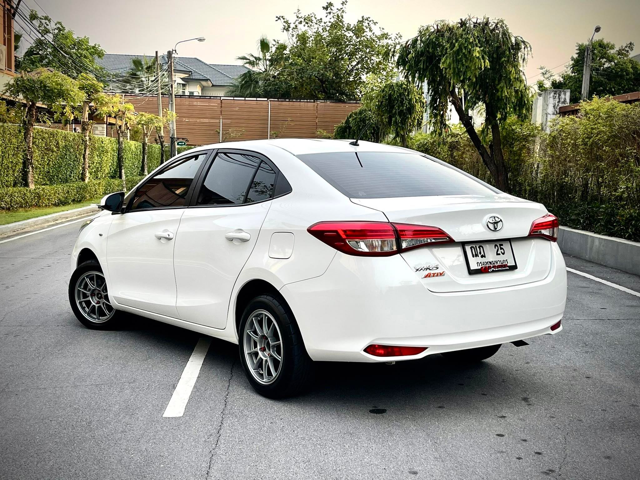Toyota Yaris ATIV 8พันโล นิยามความใหม่เลยจ้า (รูปที่ 13)