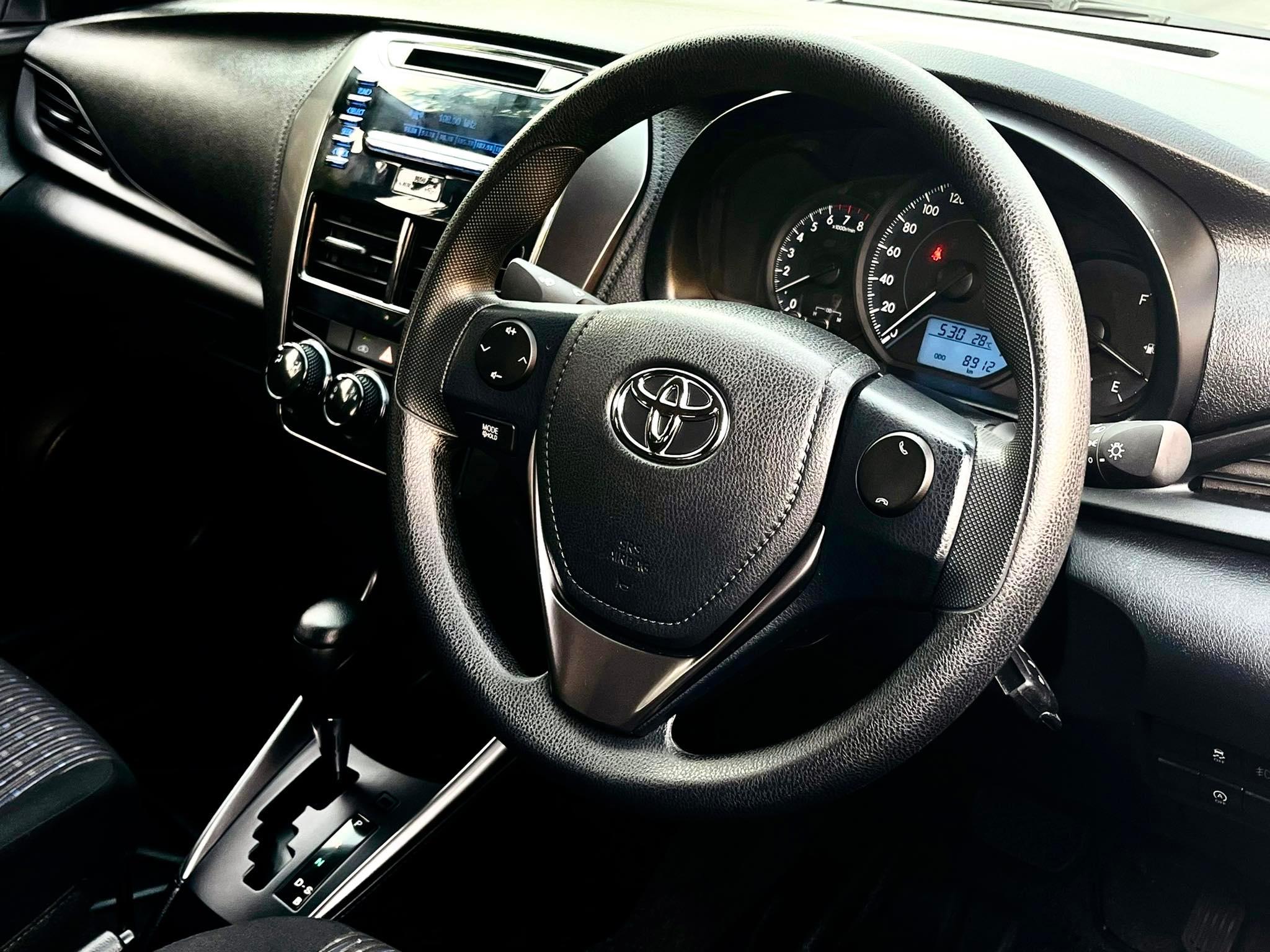 Toyota Yaris ATIV 8พันโล นิยามความใหม่เลยจ้า (รูปที่ 21)