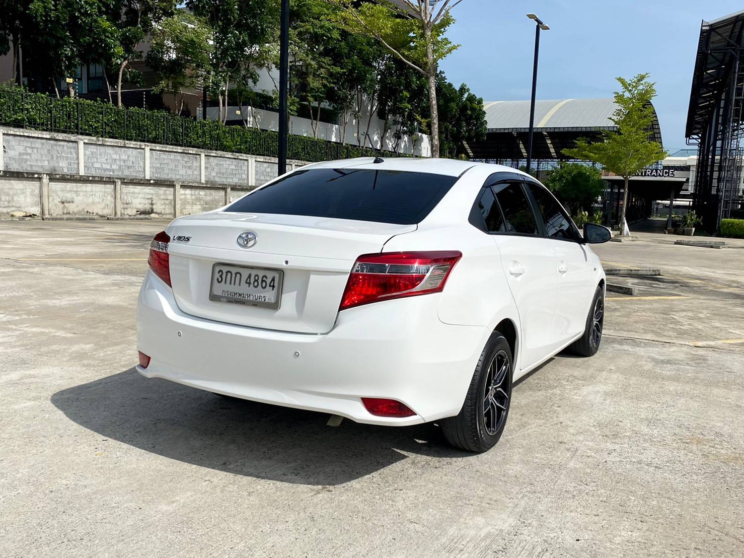TOYOTA VIOS 1.5J ปี 14 รถบ้านเจ้าของเดียว (รูปที่ 2)
