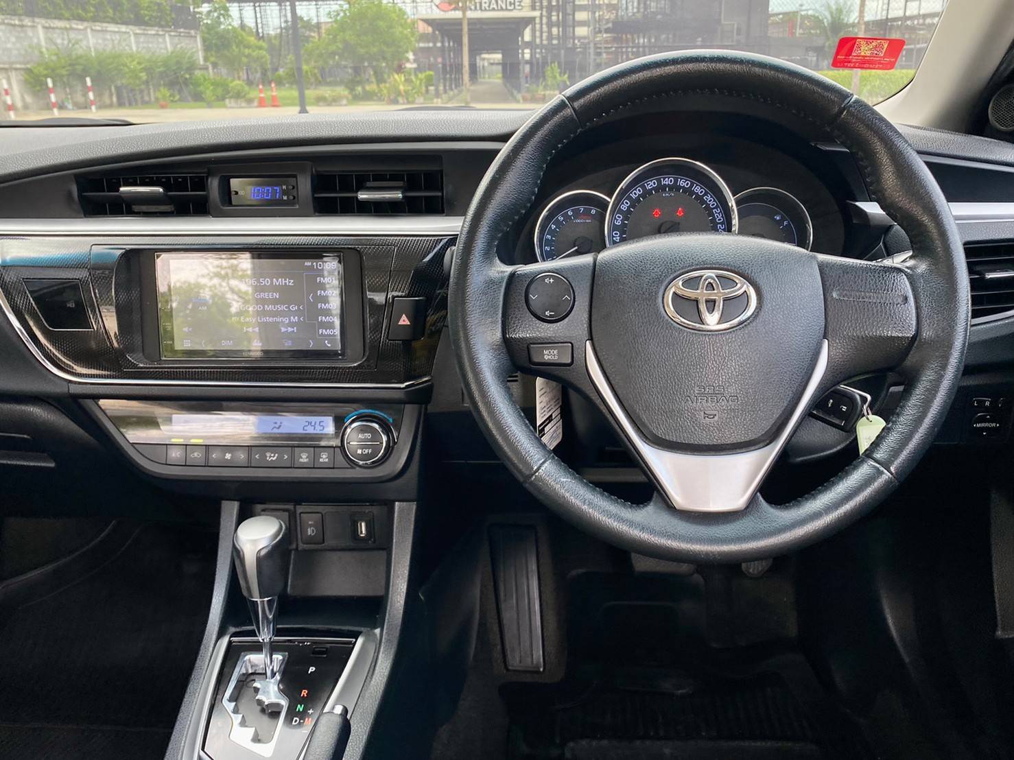 TOYOTA COROLLA ALTIS 1.8 ESport ปี 2014 ไม่เคยติดแก๊ส สภาพสวย การันตีไม่มีชน เล่มพร้อมโอน (รูปที่ 7)