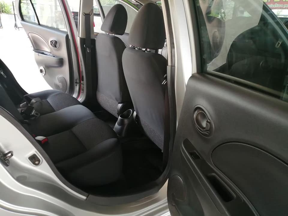 Nissan March ปี 2011 สีเงิน (รูปที่ 6)