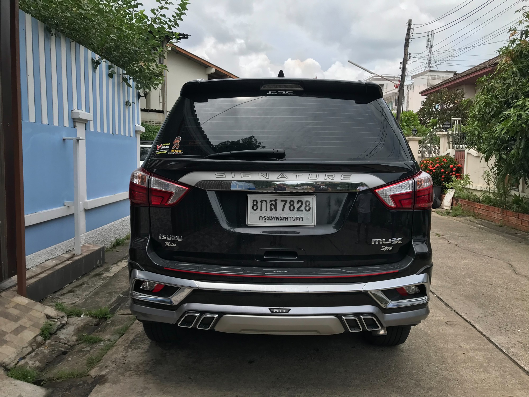 2019 iSUZU MU-X auto 3.0 dvd NA (75,000km)