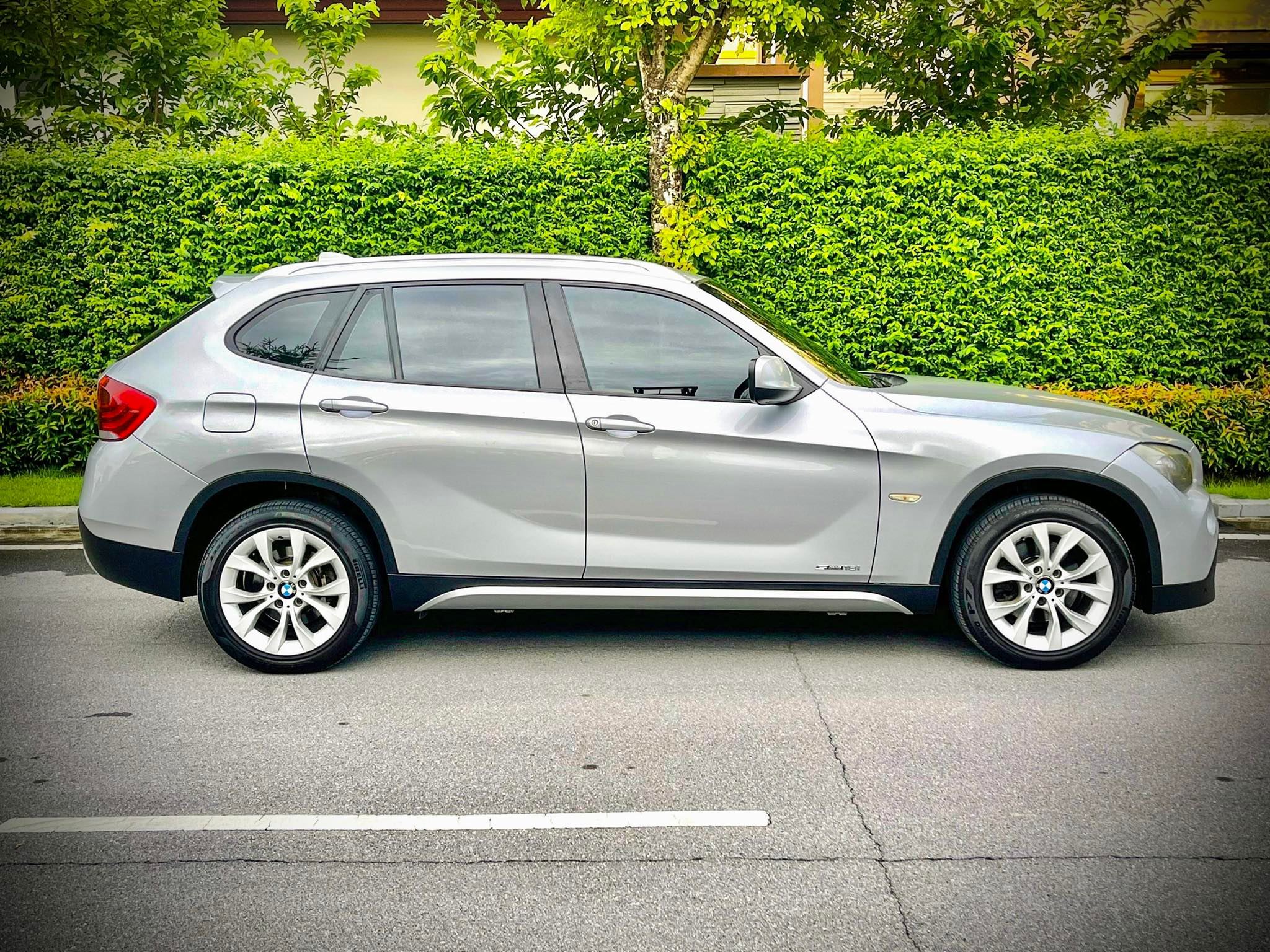 BMW X1 2.0 HighLine สวยในทุกทุก มุมมอง (รูปที่ 12)