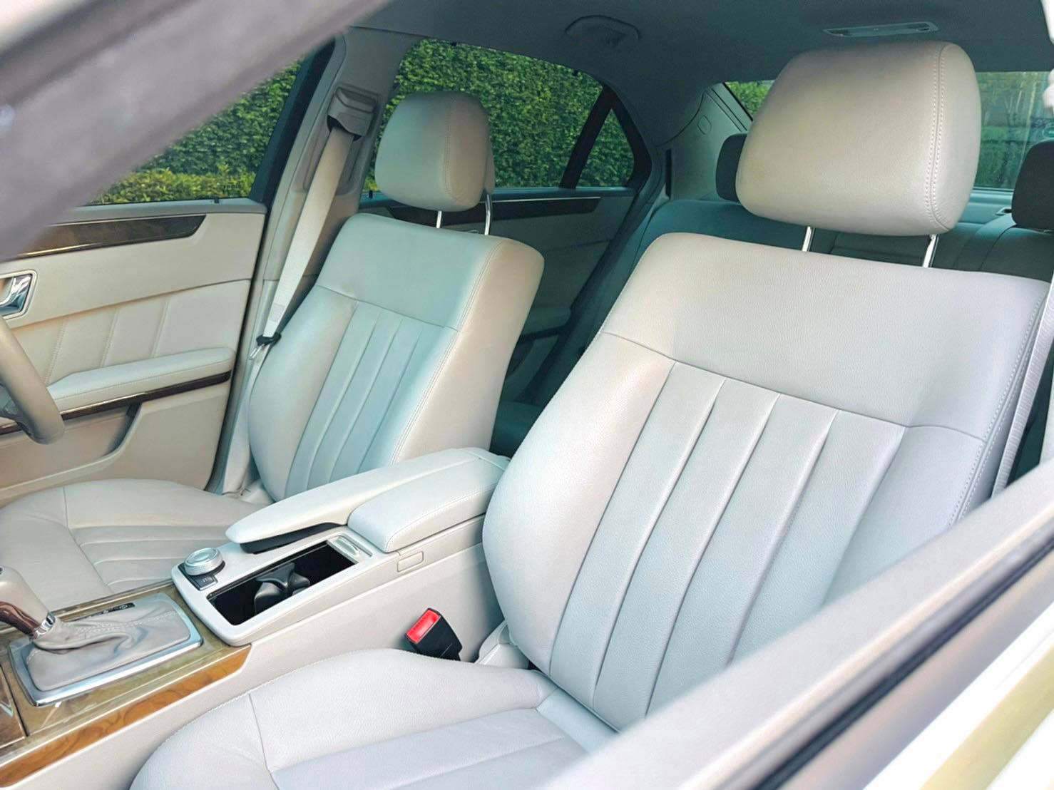 Mercedes Benz E200 รถศูนย์ ตัวจริงโคตรสวย (รูปที่ 17)