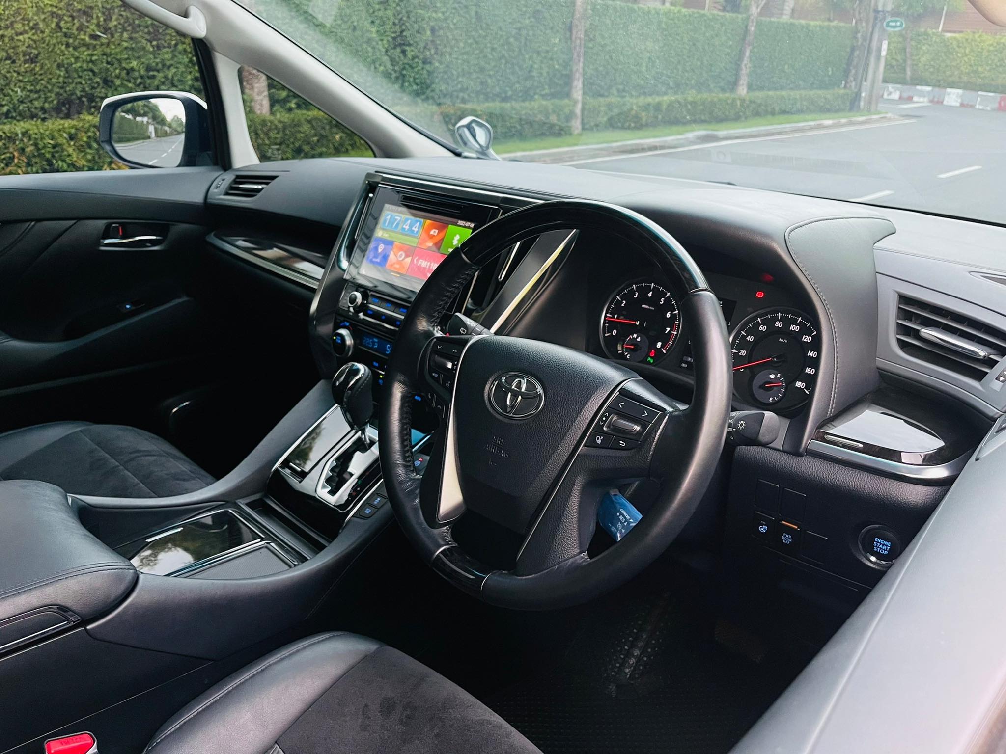 Toyota Alphard 2หมื่นโล โฉมปัจจุบัน ใครไม่มี เรามี (รูปที่ 19)
