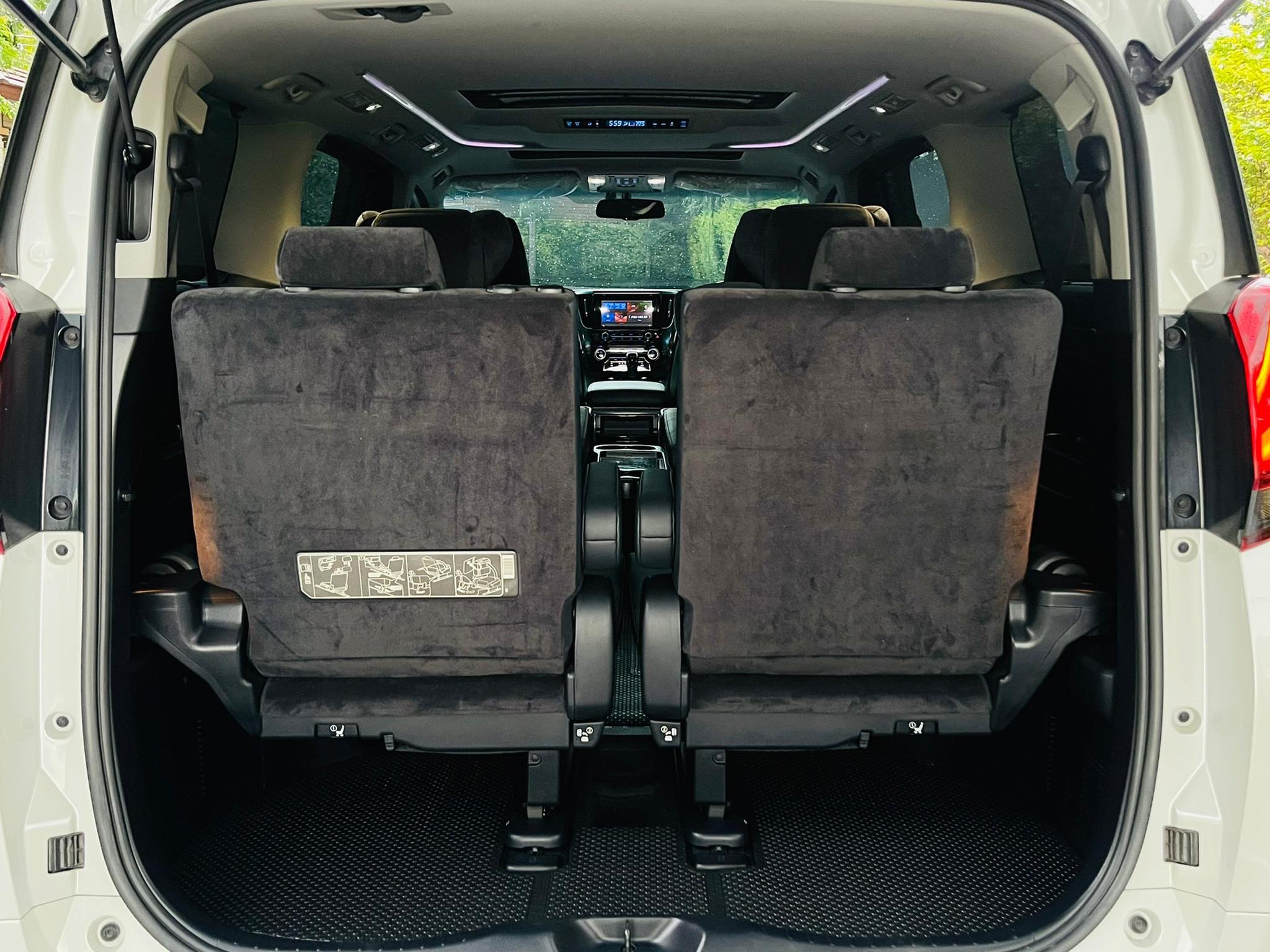 Toyota Alphard 2หมื่นโล โฉมปัจจุบัน ใครไม่มี เรามี (รูปที่ 31)