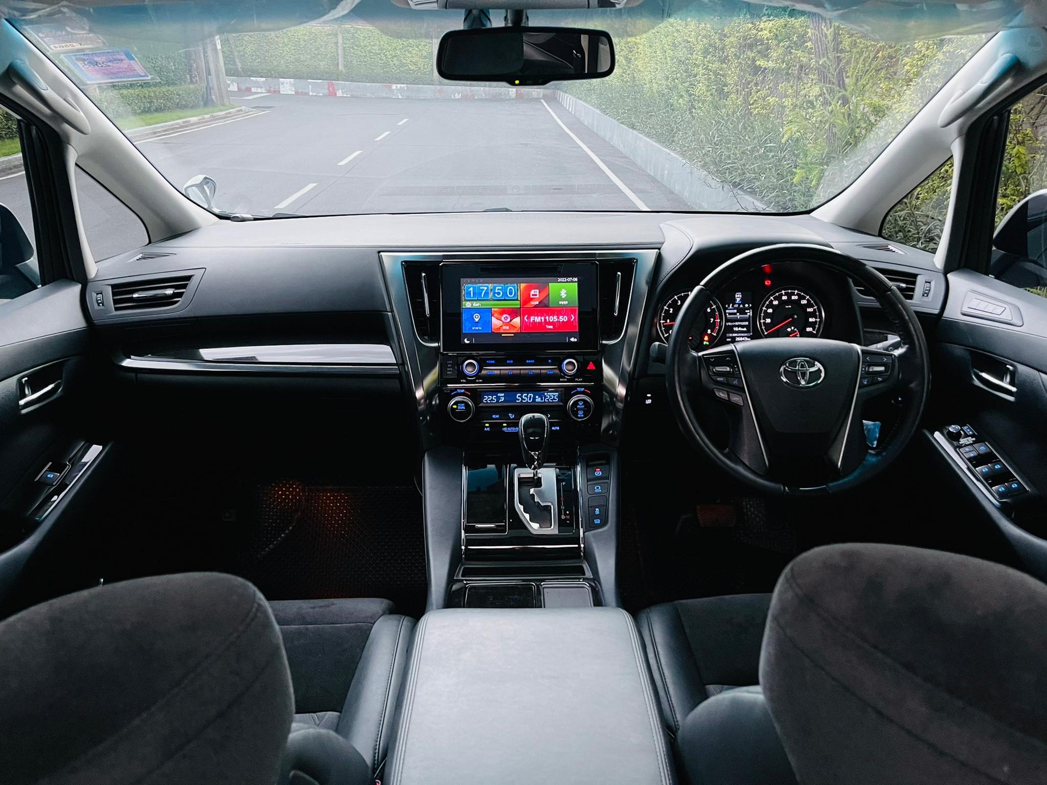 Toyota Alphard 2หมื่นโล โฉมปัจจุบัน ใครไม่มี เรามี (รูปที่ 18)
