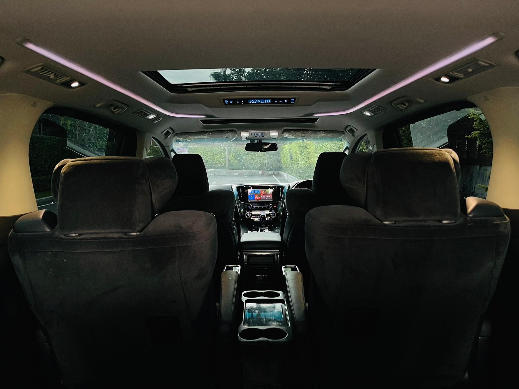 Toyota Alphard 2หมื่นโล โฉมปัจจุบัน ใครไม่มี เรามี (รูปที่ 29)