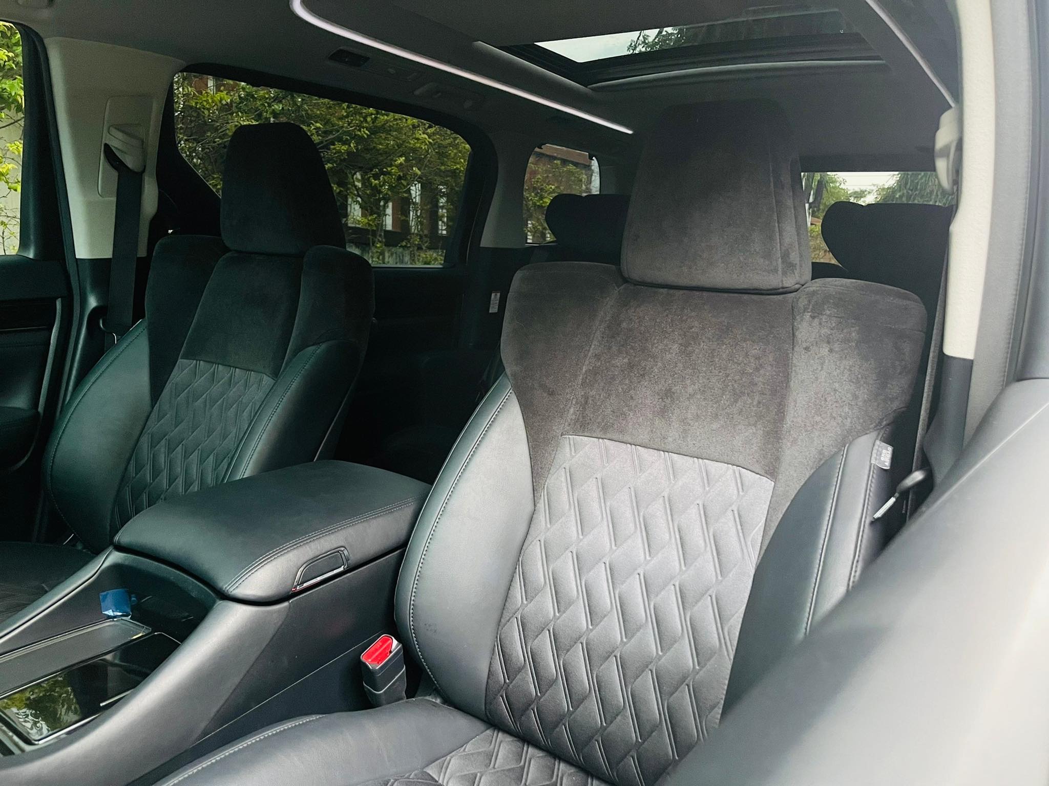 Toyota Alphard 2หมื่นโล โฉมปัจจุบัน ใครไม่มี เรามี (รูปที่ 40)