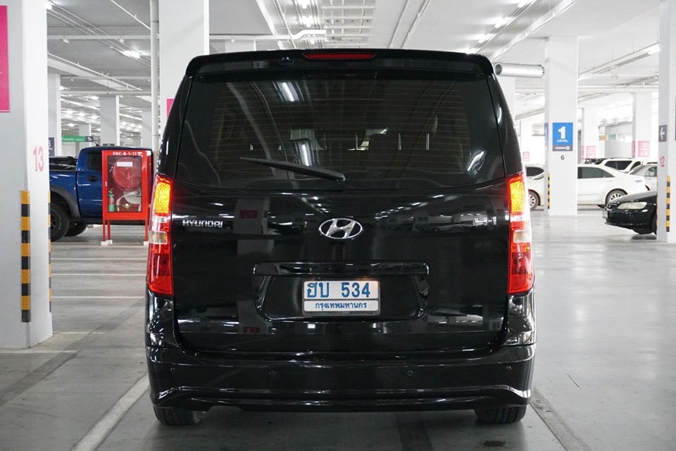 Hyundai H-1 ปี 2011 สีดำ (รูปที่ 8)