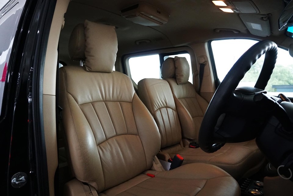 Hyundai H-1 ปี 2011 สีดำ (รูปที่ 12)