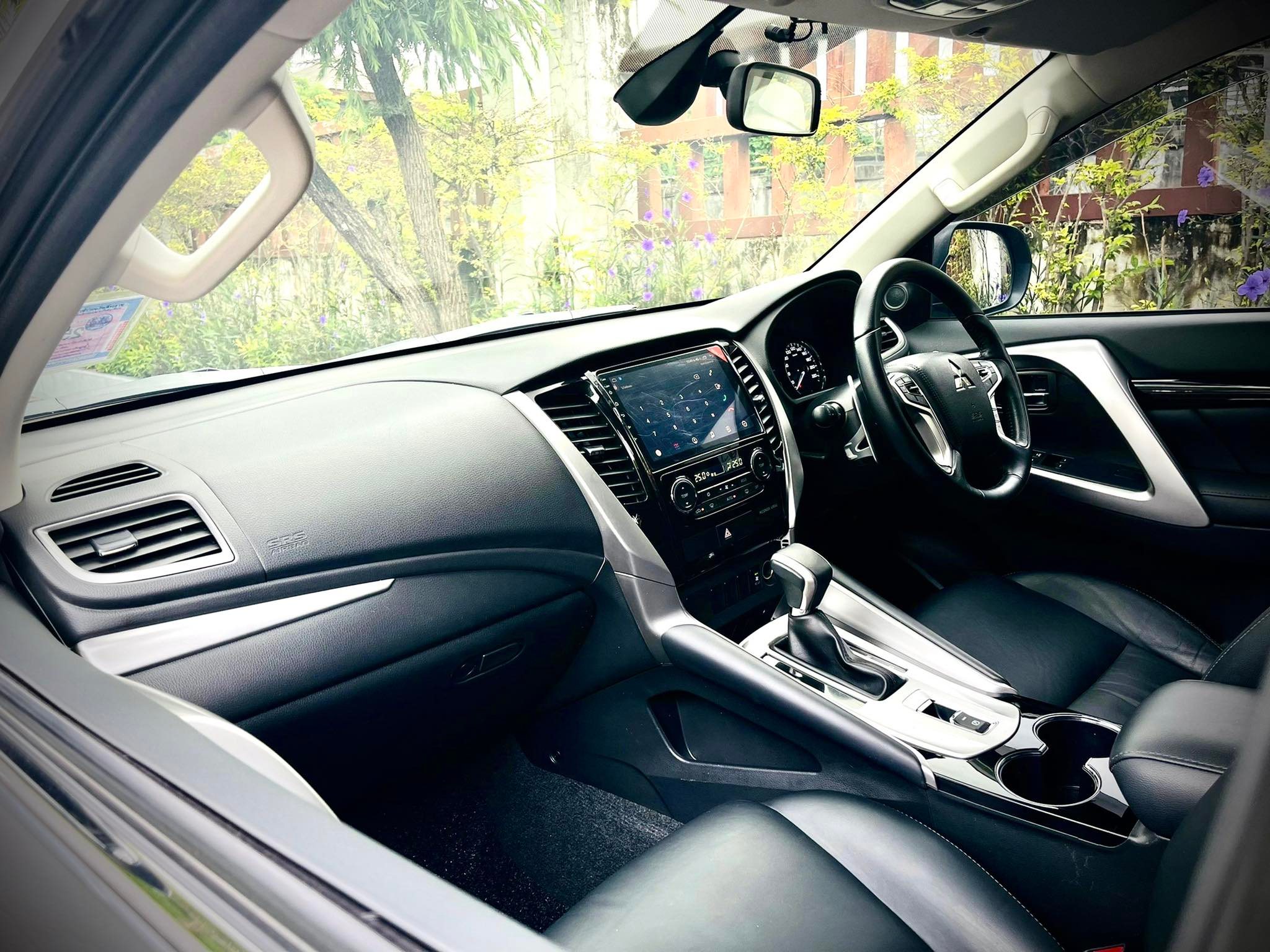 Mitsubishi Pajero Sport ห้าหมื่นโล โคตรใหม่คะ (รูปที่ 14)