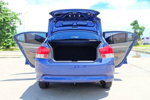 2008 Honda City สีน้ำเงิน (รูปที่ 8)